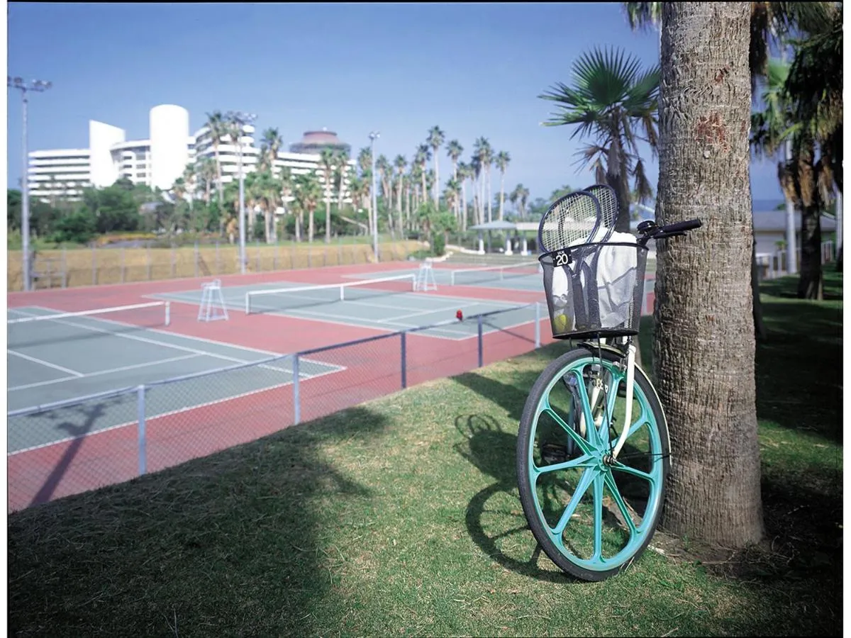 Tennis court in Ibusuki Iwasaki Hotel