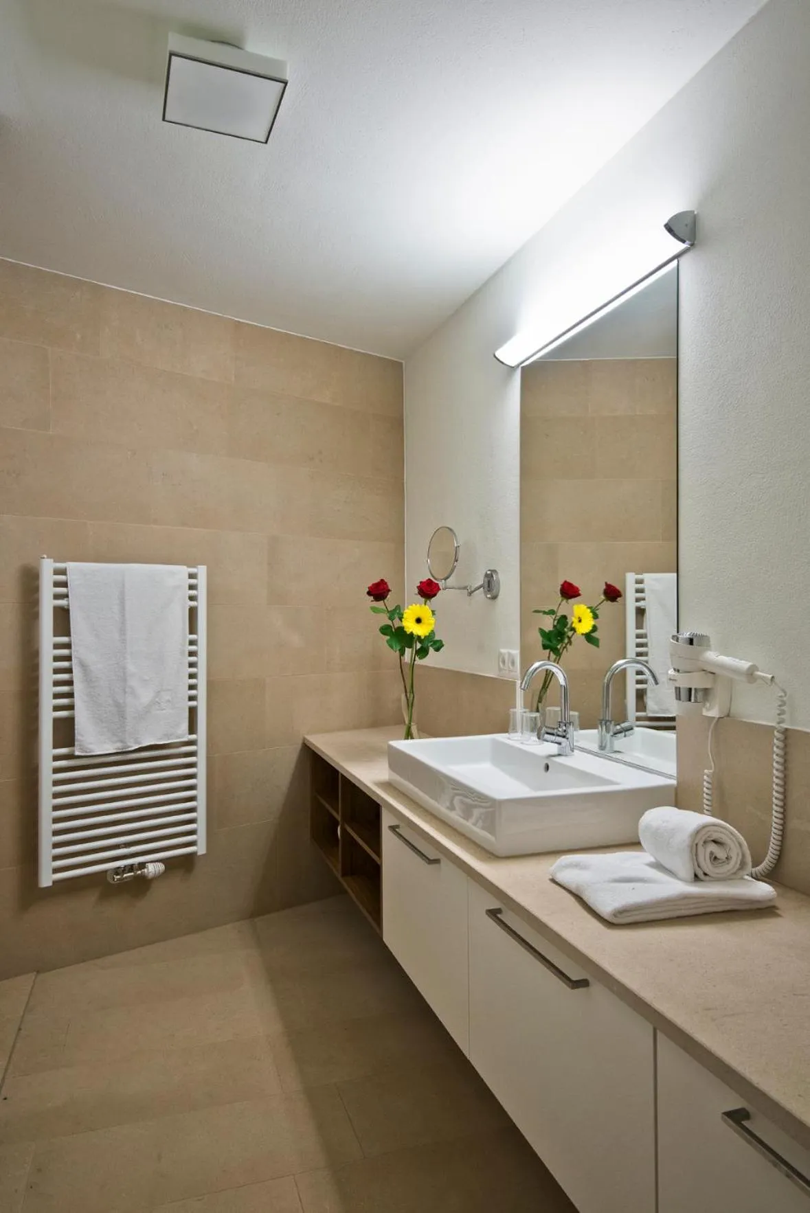 Shower in Tauernresidence Radstadt by ALPS RESORTS