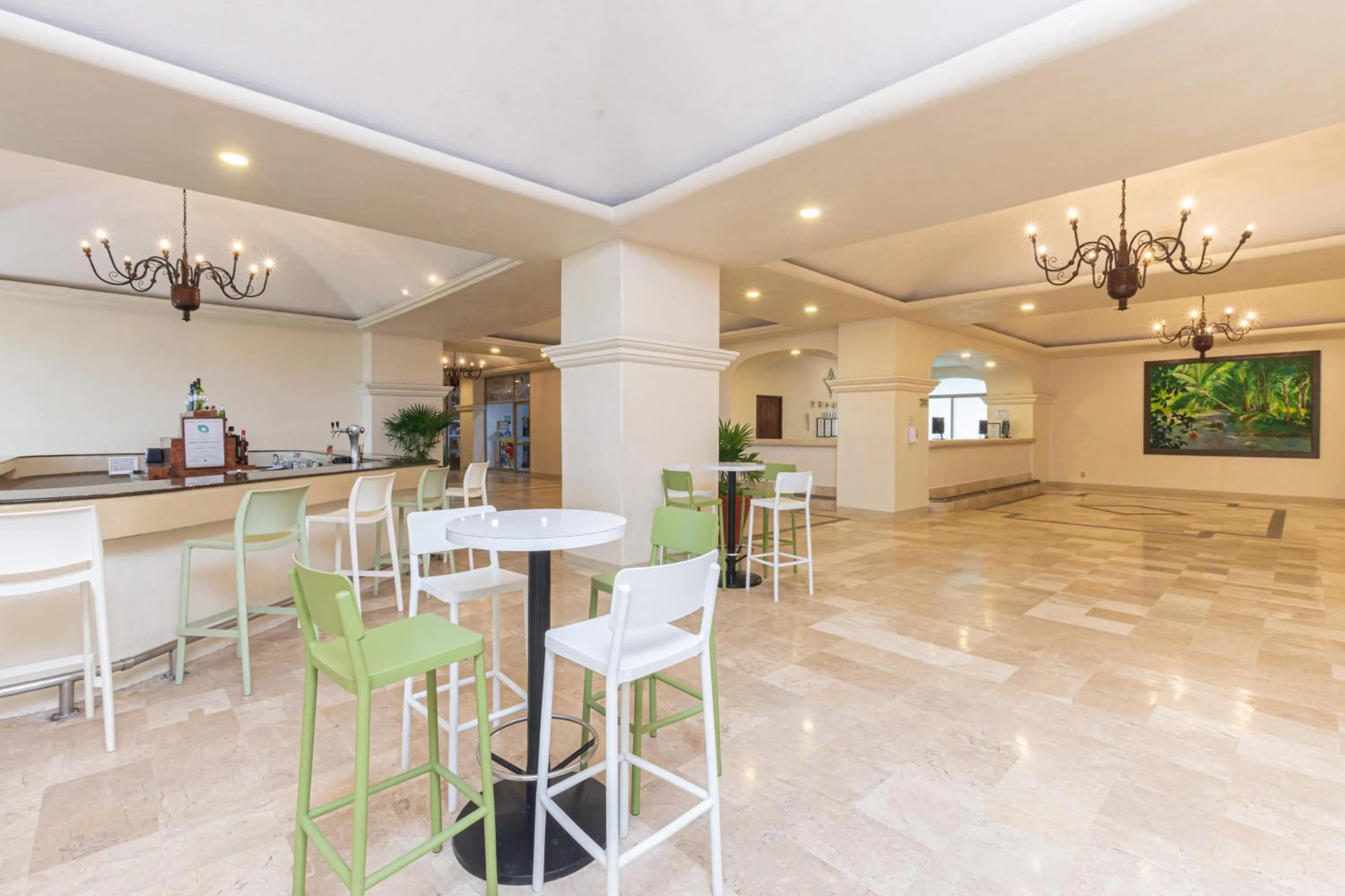 Lounge or bar in Tesoro Ixtapa All Inclusive