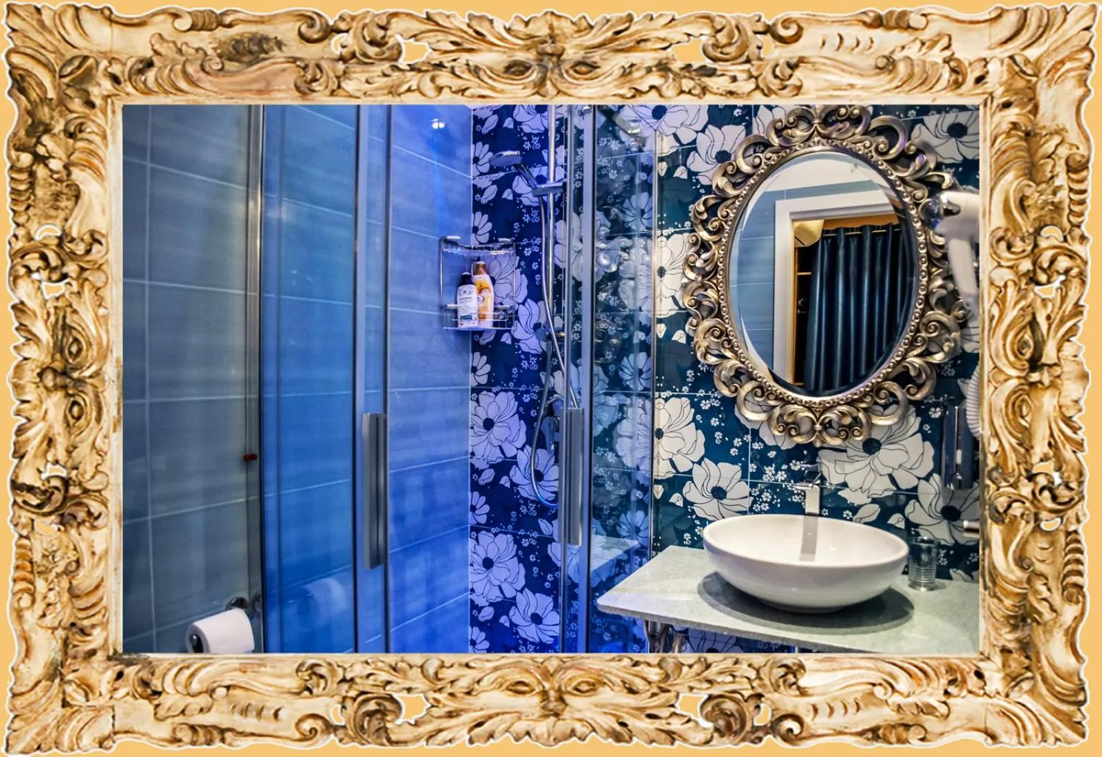 Bathroom in Impero Vaticano Suites Guest House