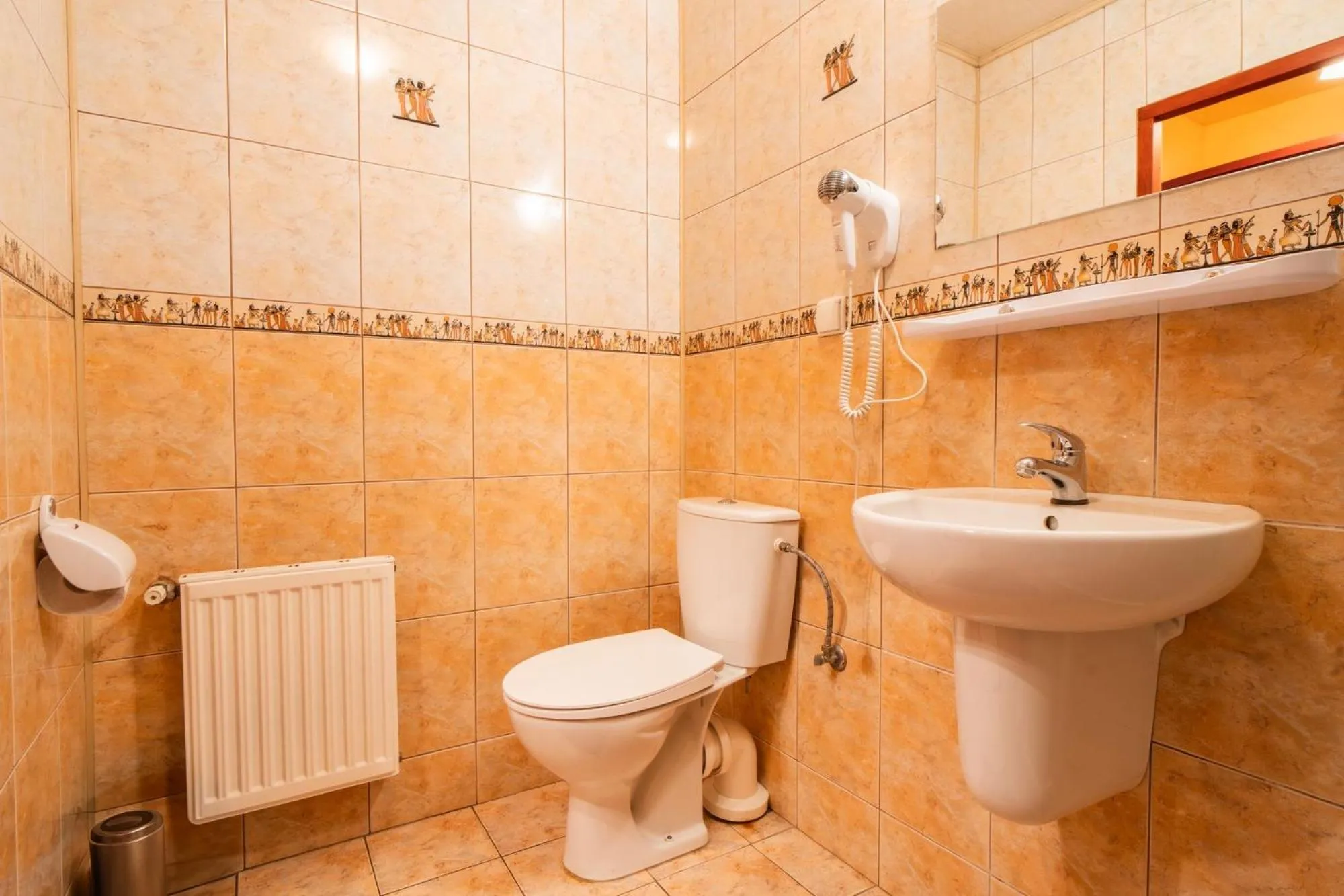 Toilet in Dwór Jur-Gast