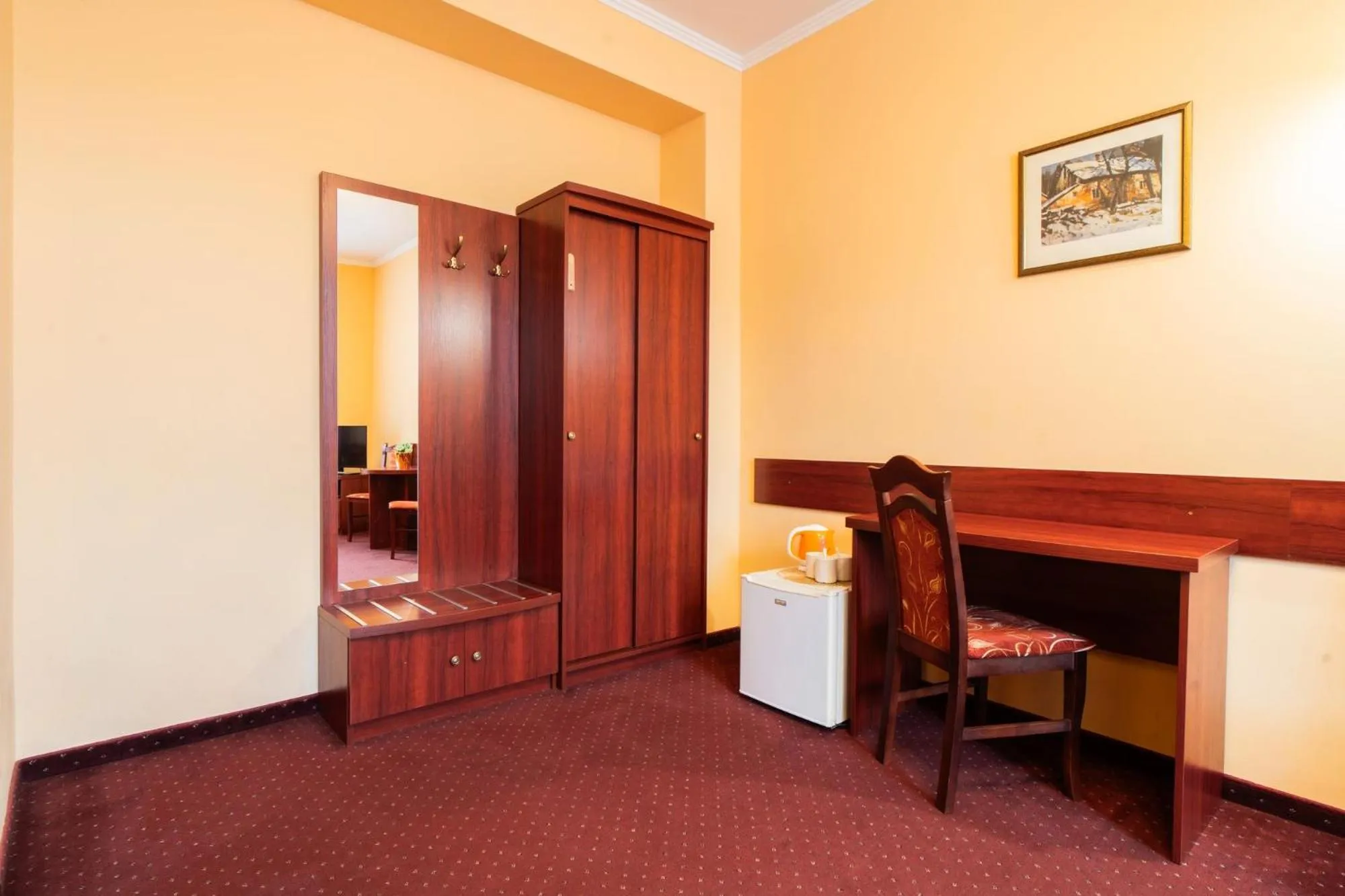 wardrobe, Bed in Dwór Jur-Gast