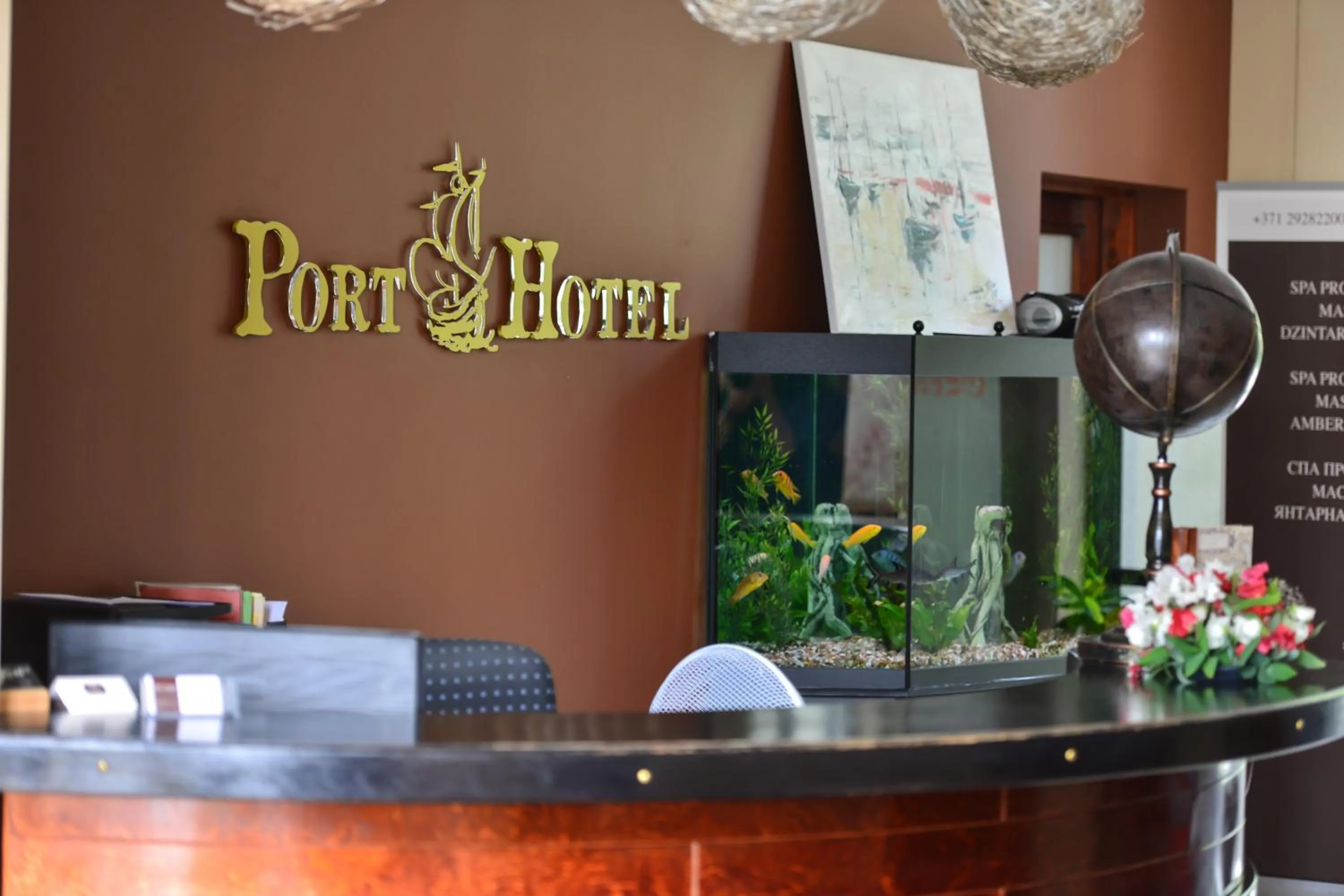 Lobby or reception in Port Hotel