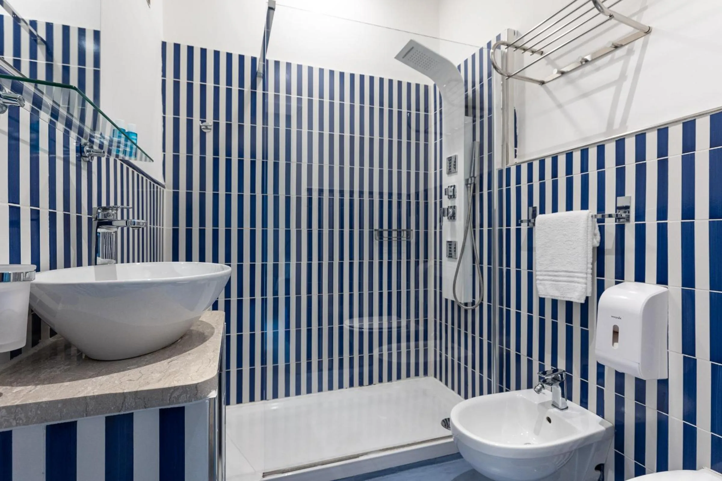 Shower in B&B Sapore di Mare nel Blu