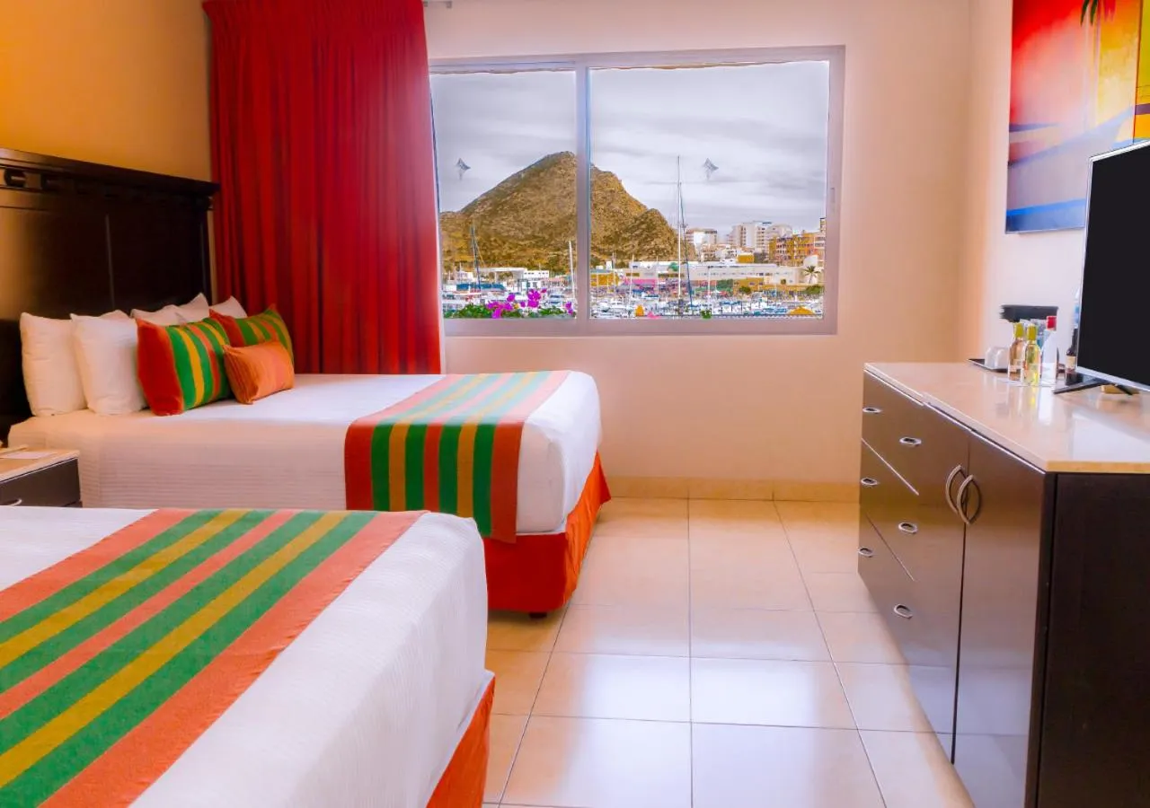 Bedroom, Bed in Hotel Tesoro Los Cabos