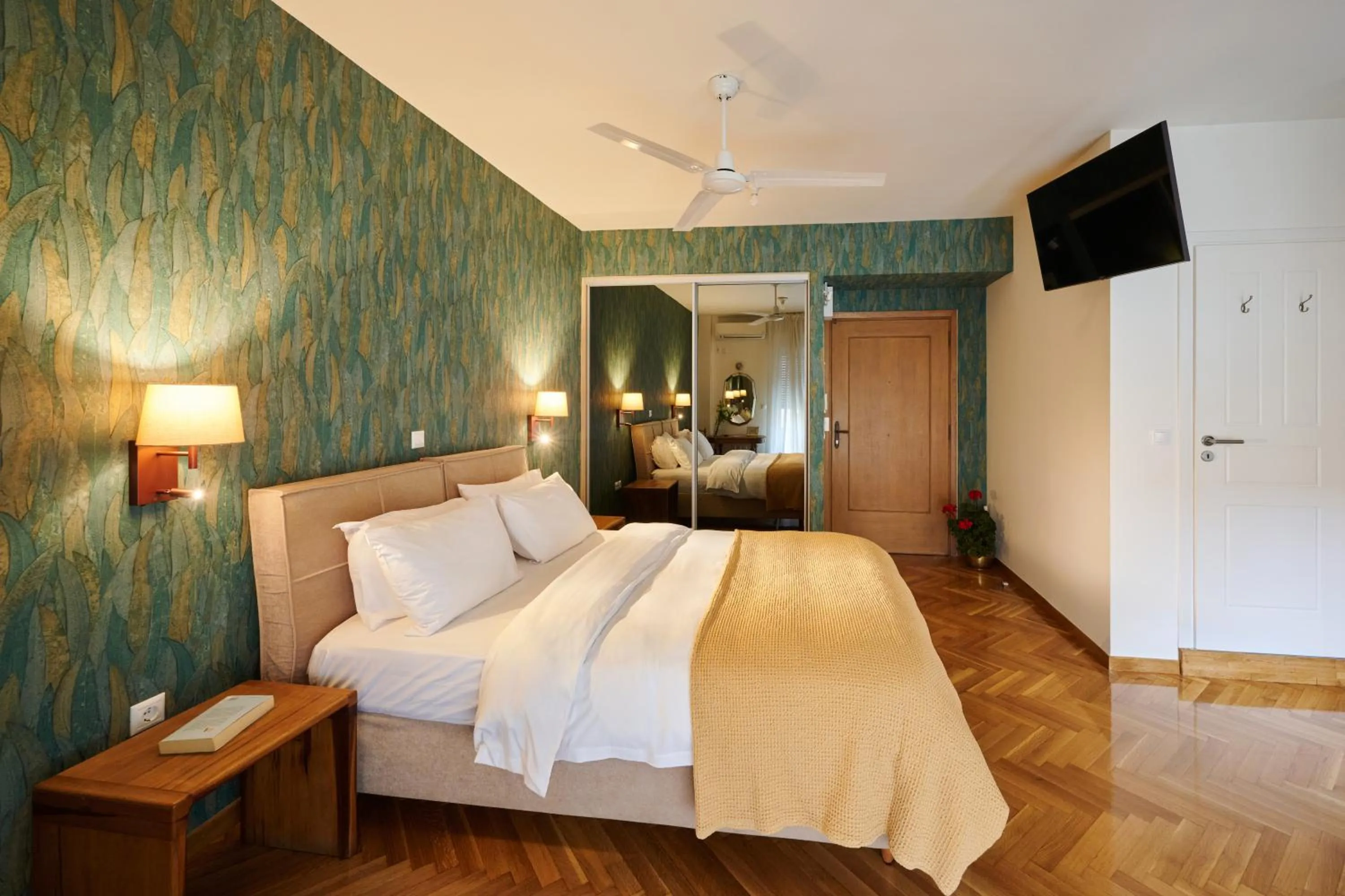 Bed in Rastoni Athens Suites near Acropolis