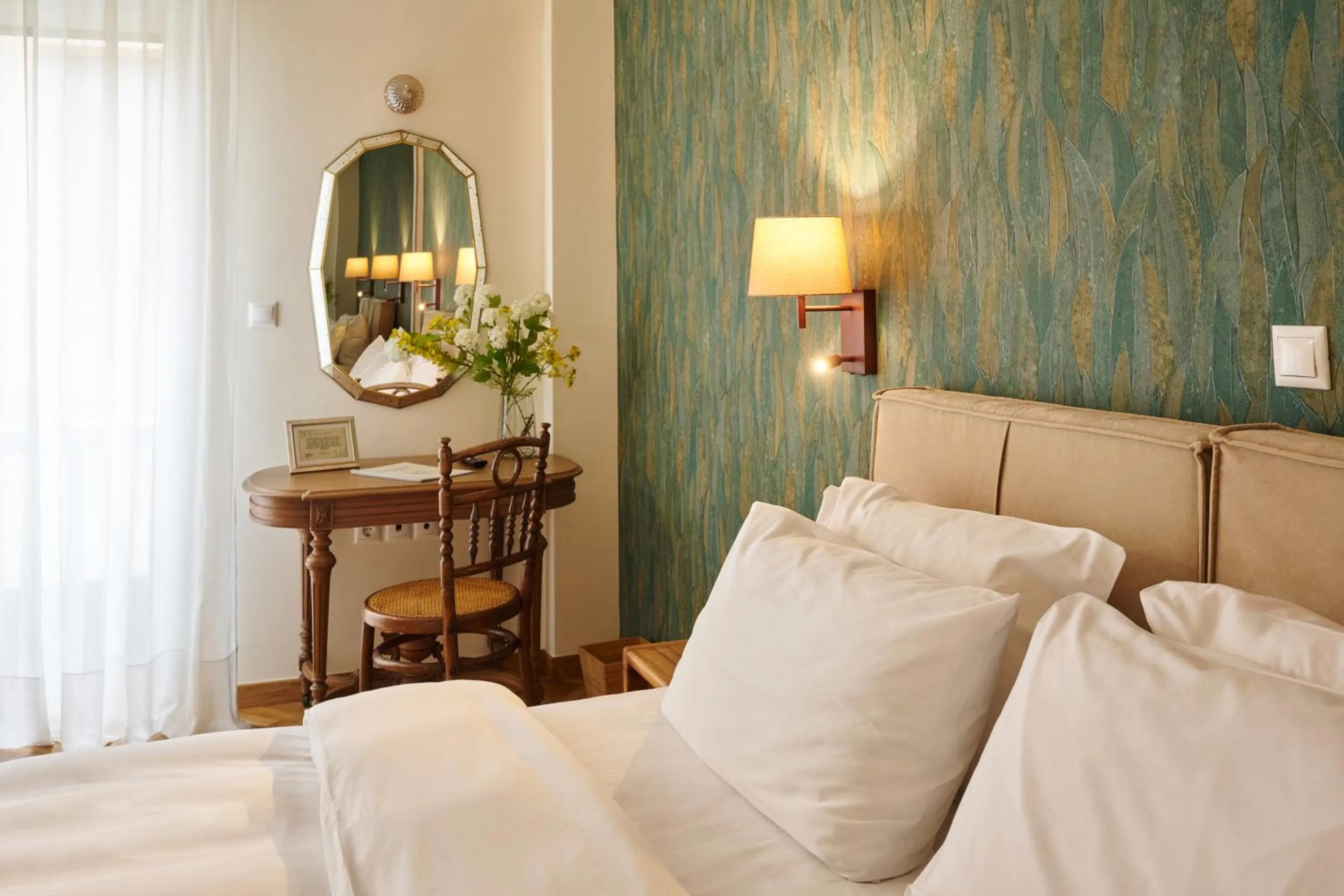 Bed in Rastoni Athens Suites near Acropolis