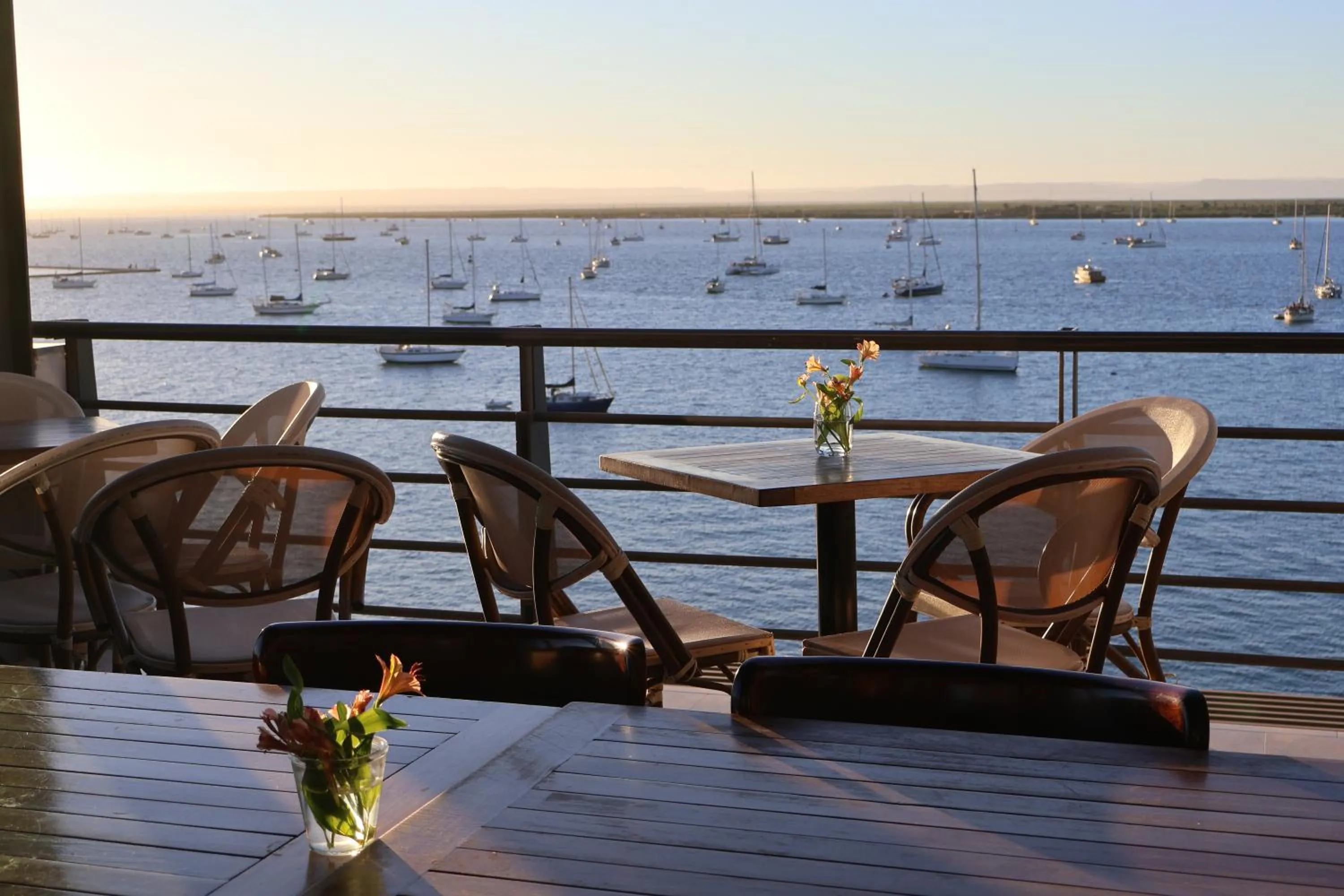 Restaurant/places to eat in Seven Crown La Paz Malecon