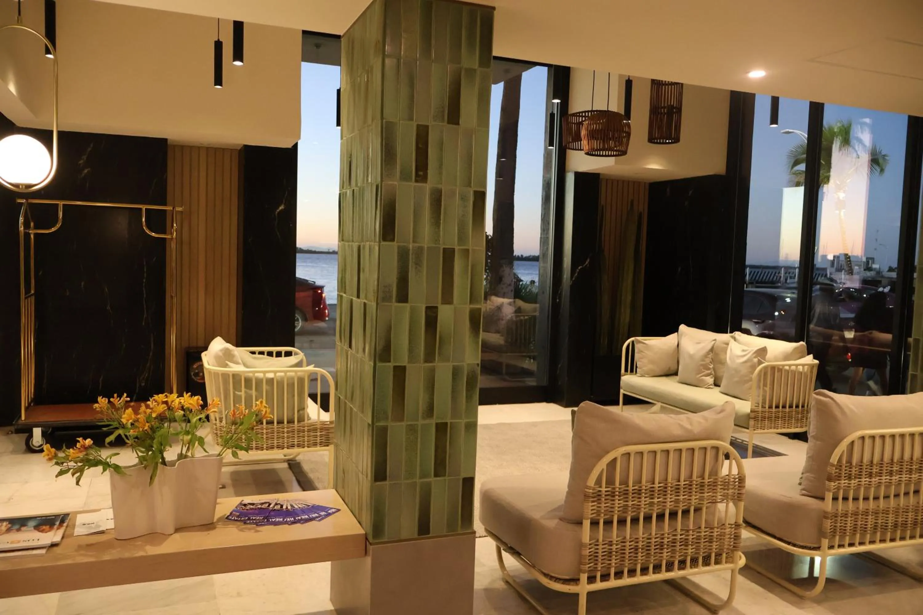 Living room in Seven Crown La Paz Malecon