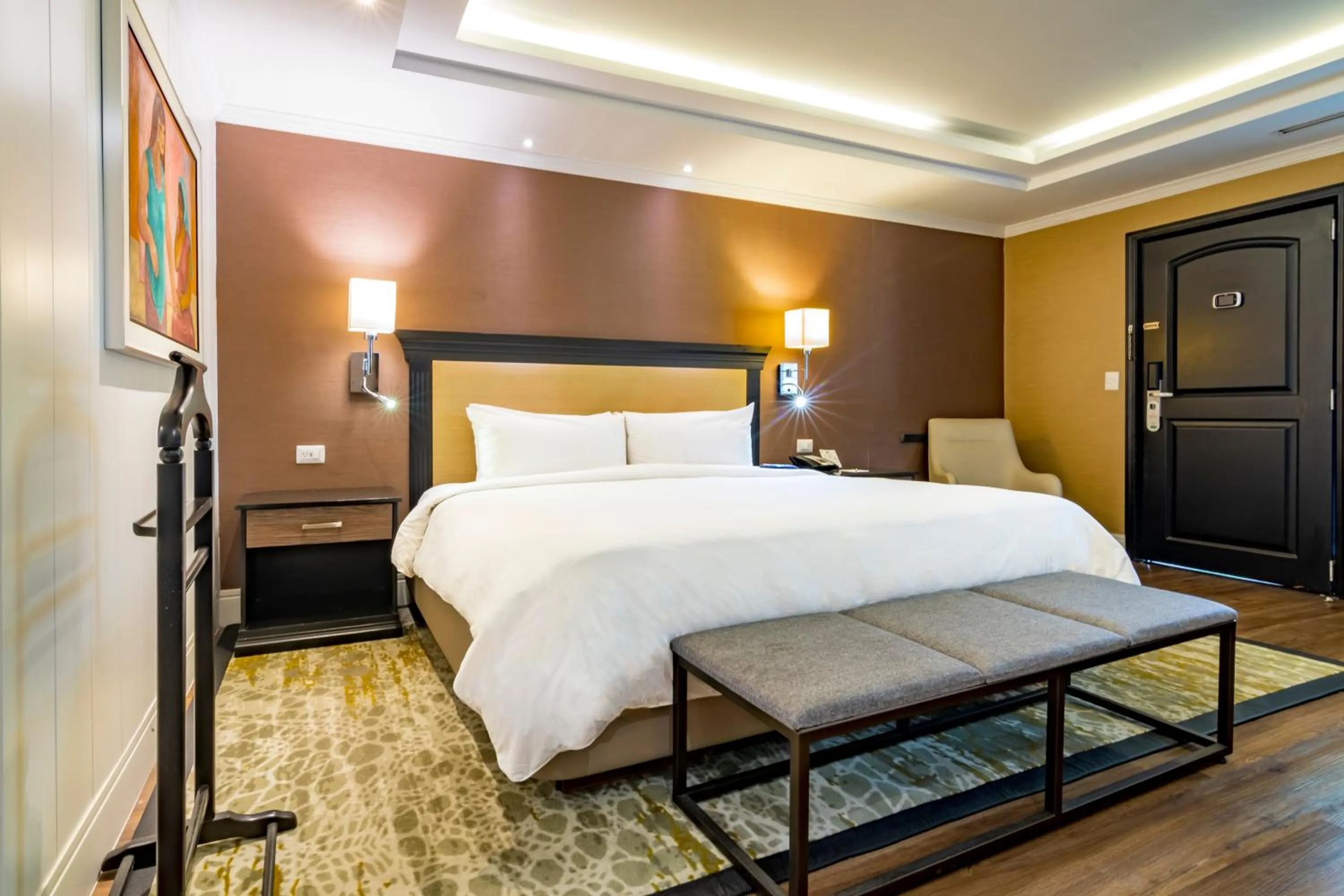 Bed in Hotel Lucerna Mexicali