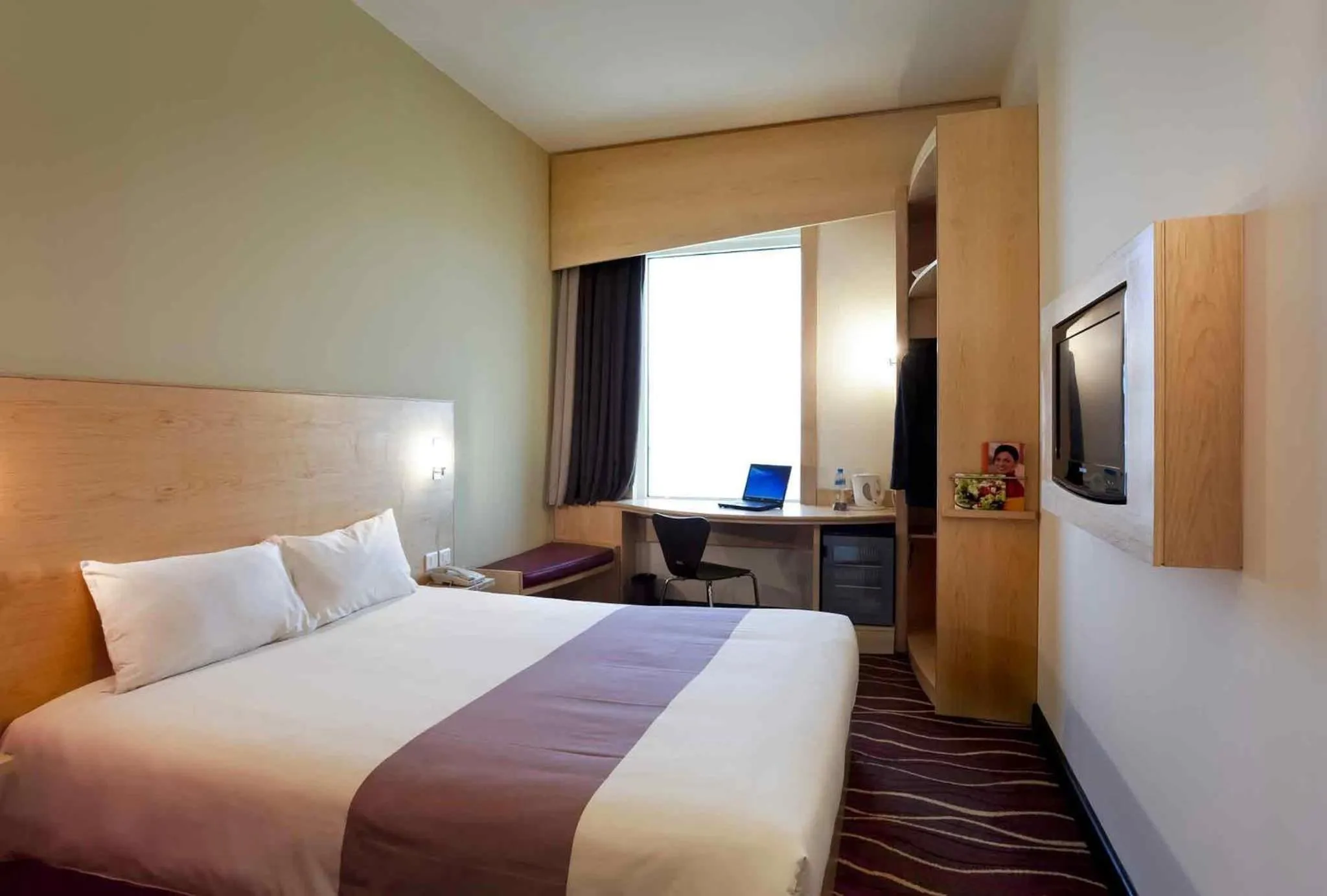 Bedroom, Bed in ibis Sharq