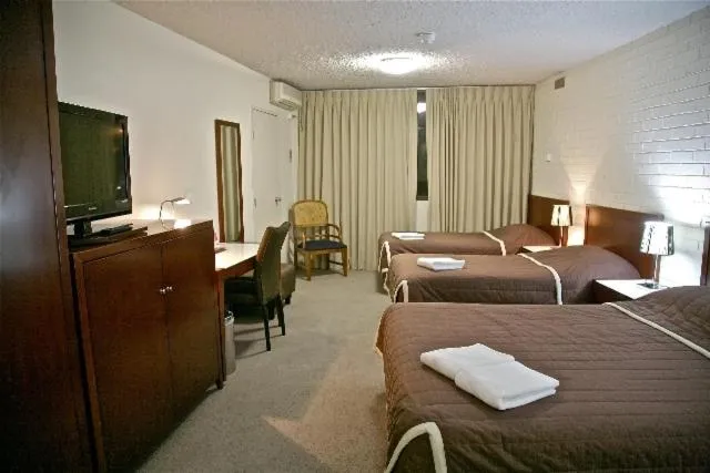 Bedroom, Bed in City Park Hotel