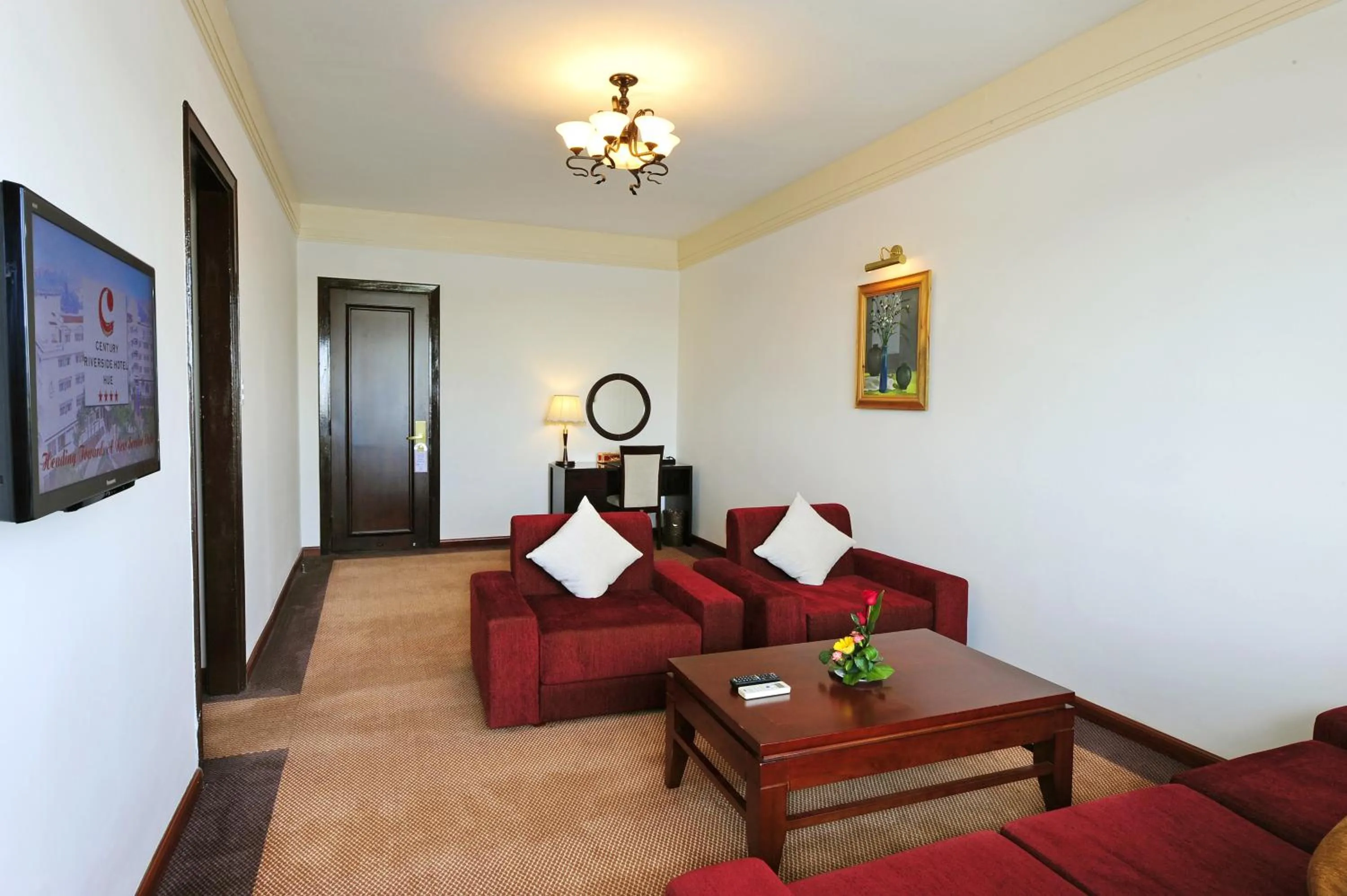 Living room in Century Riverside Hotel Hue