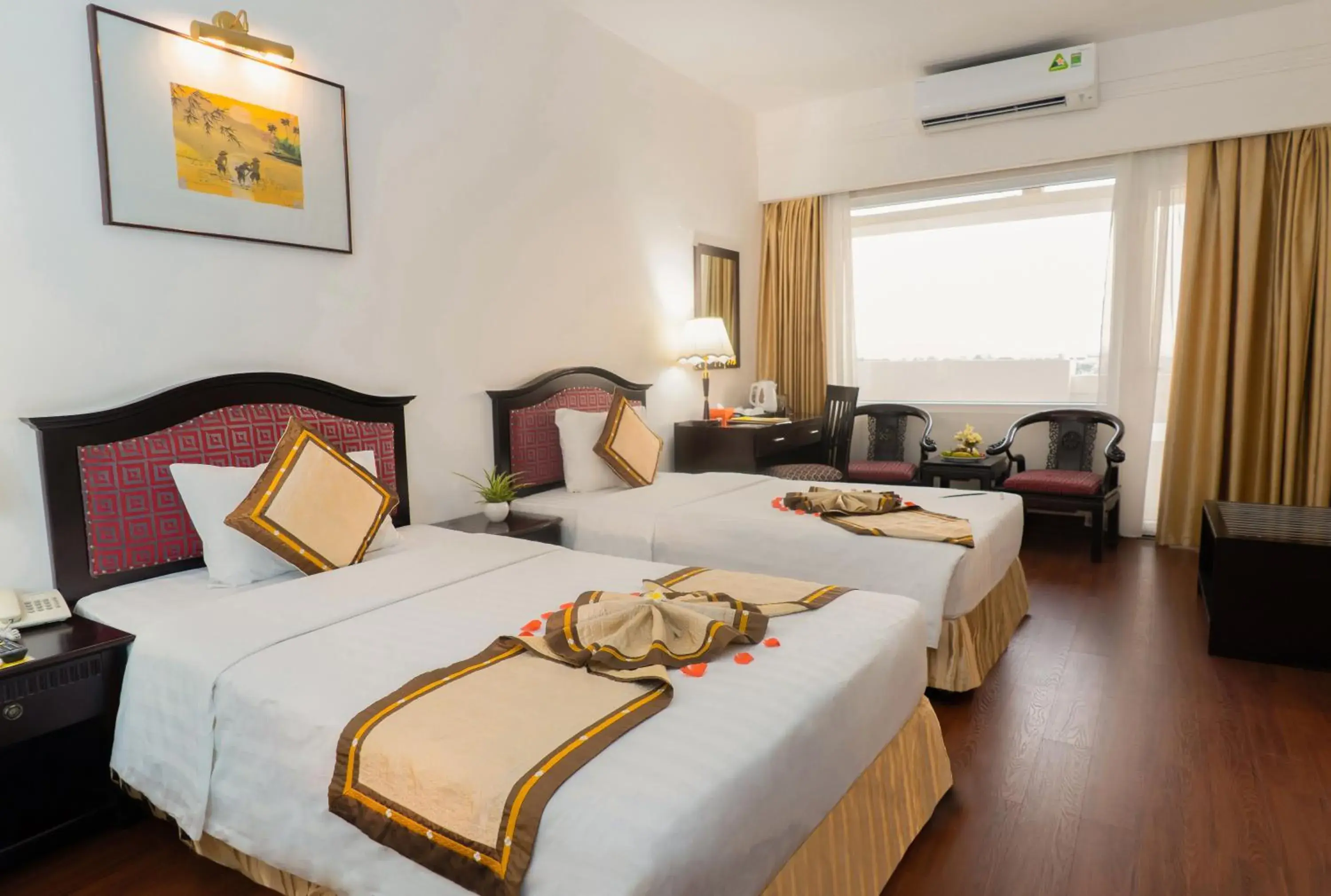 Deluxe River View Twin in Century Riverside Hotel Hue Deluxe River View Twin in Century Riverside Hotel Hue