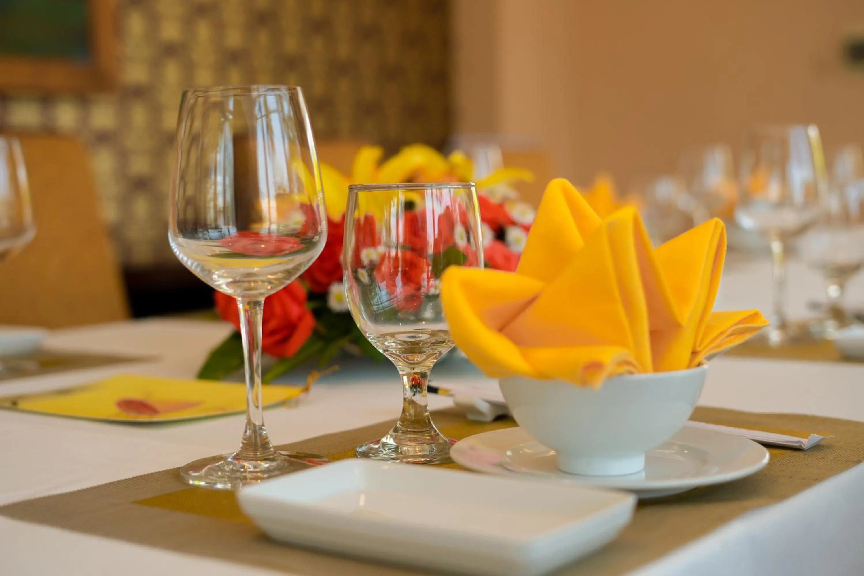 Restaurant/places to eat in Century Riverside Hotel Hue