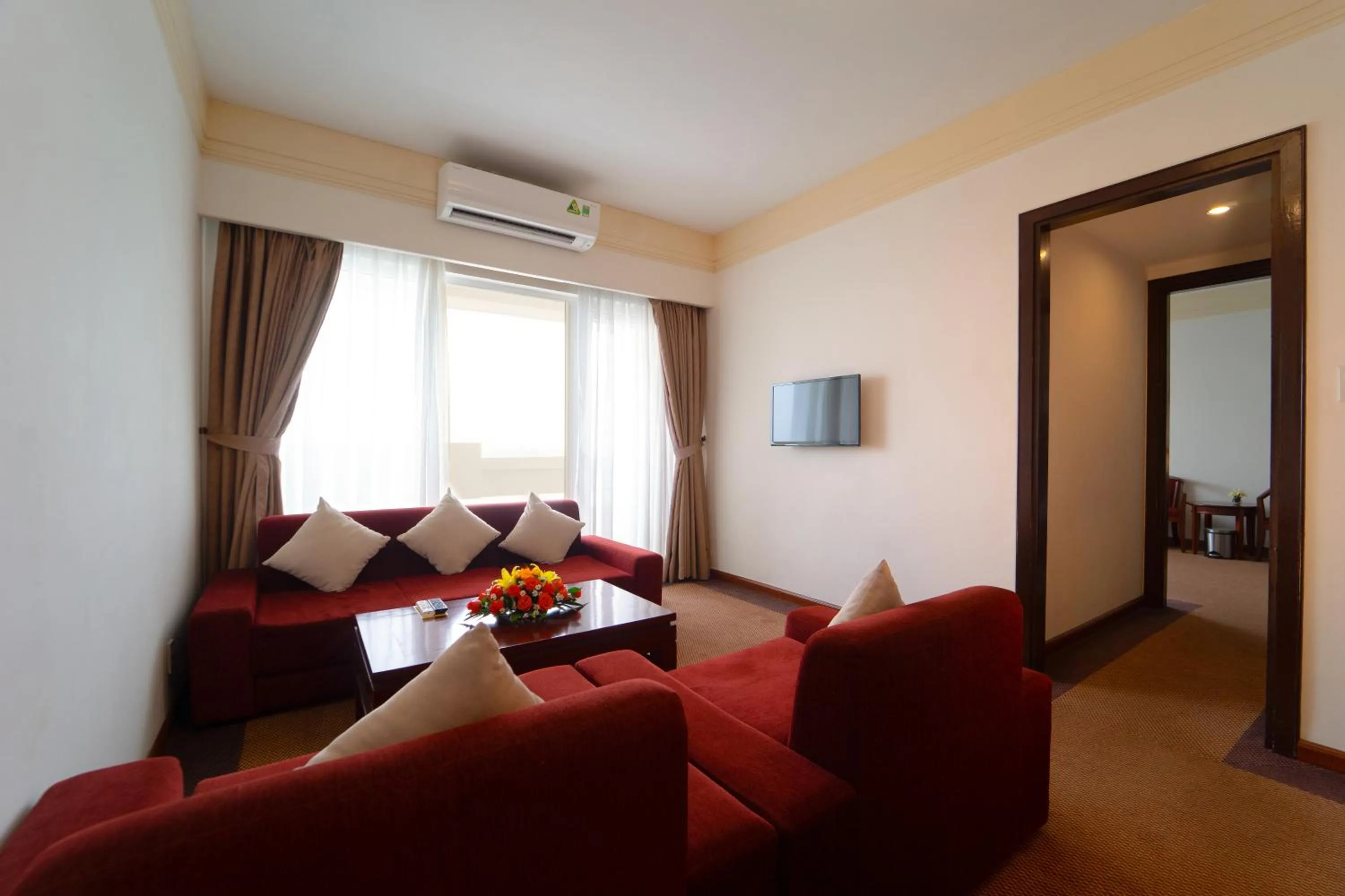 Living room in Century Riverside Hotel Hue