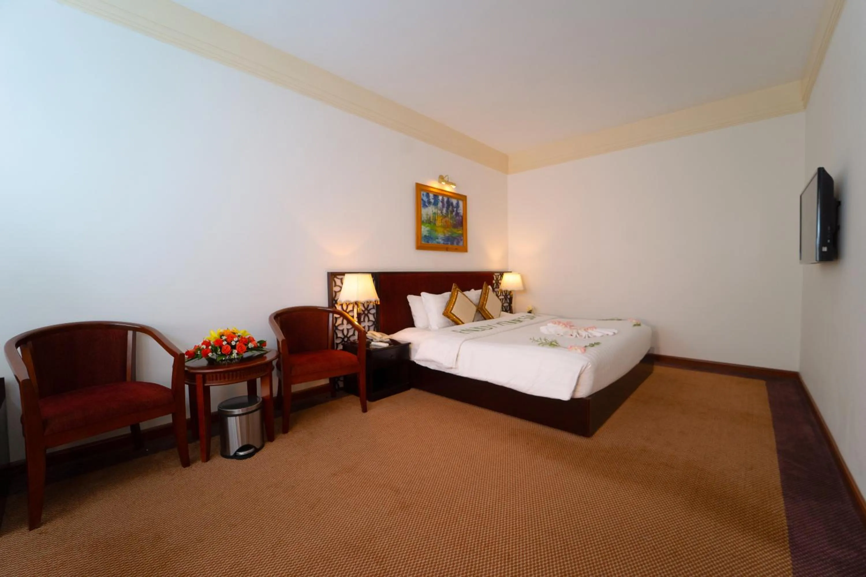 Photo of the whole room, Bed in Century Riverside Hotel Hue