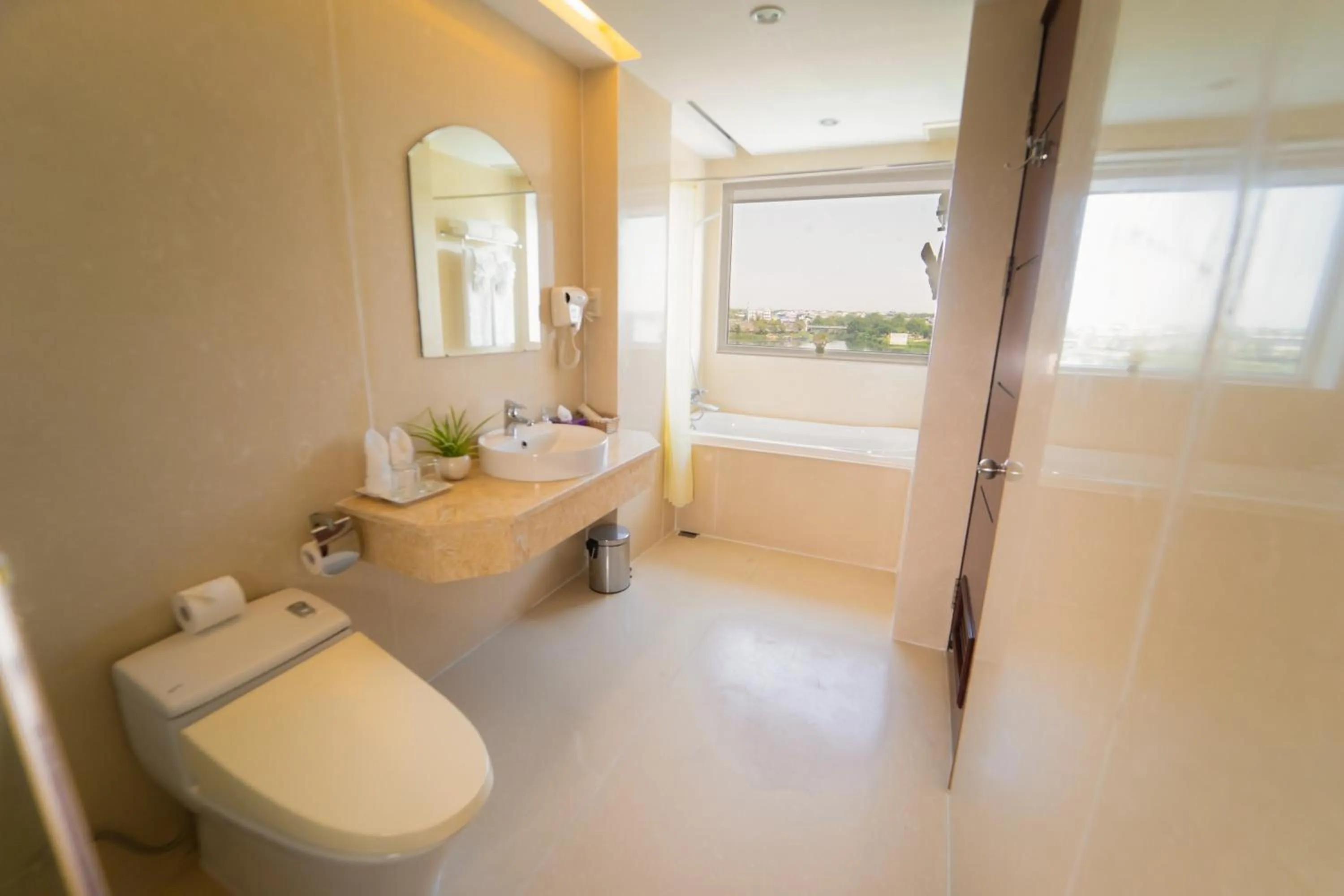 Bathroom in Century Riverside Hotel Hue
