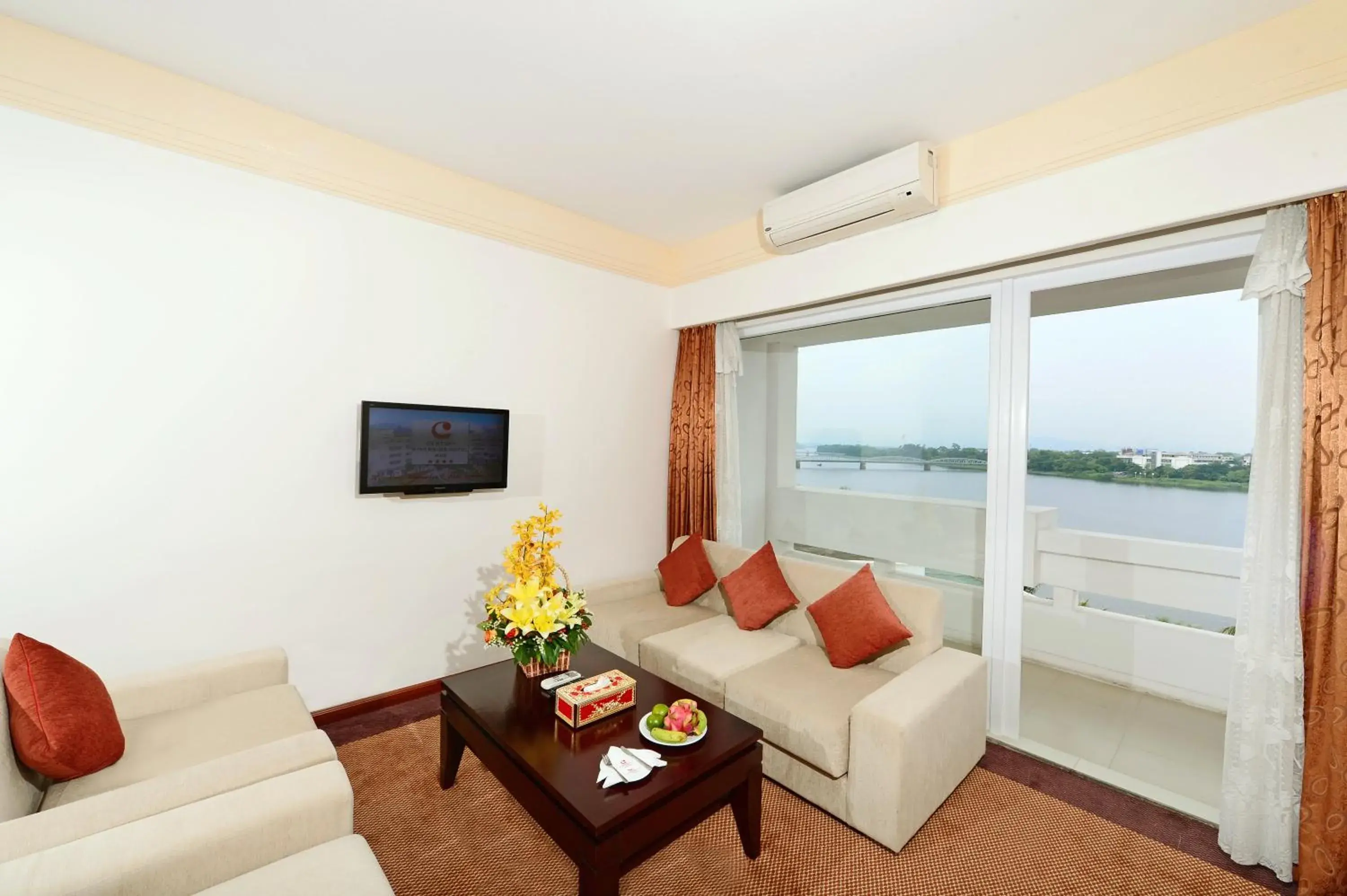 Executive Suite River View in Century Riverside Hotel Hue Executive Suite River View in Century Riverside Hotel Hue