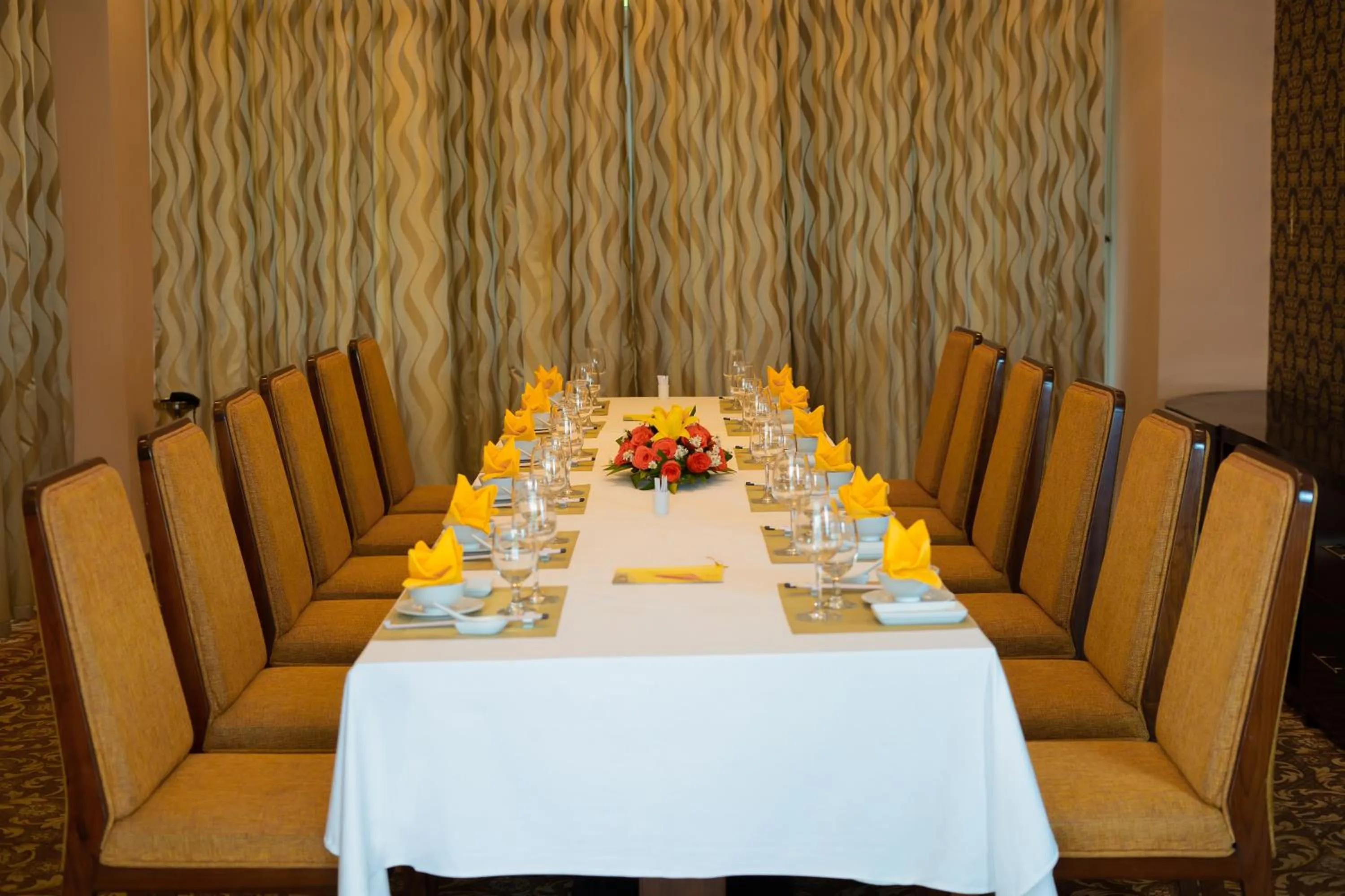 Restaurant/places to eat in Century Riverside Hotel Hue