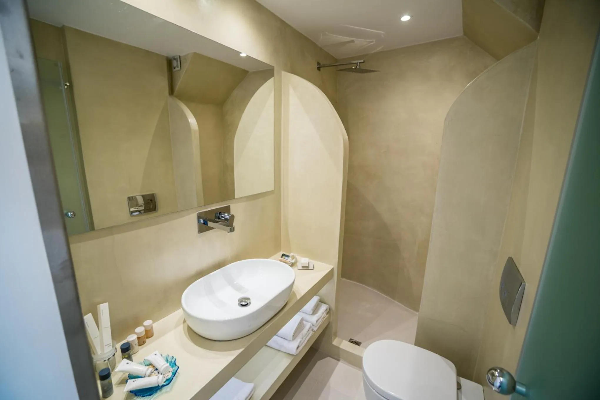 Shower in Kratiras View Luxury Suites