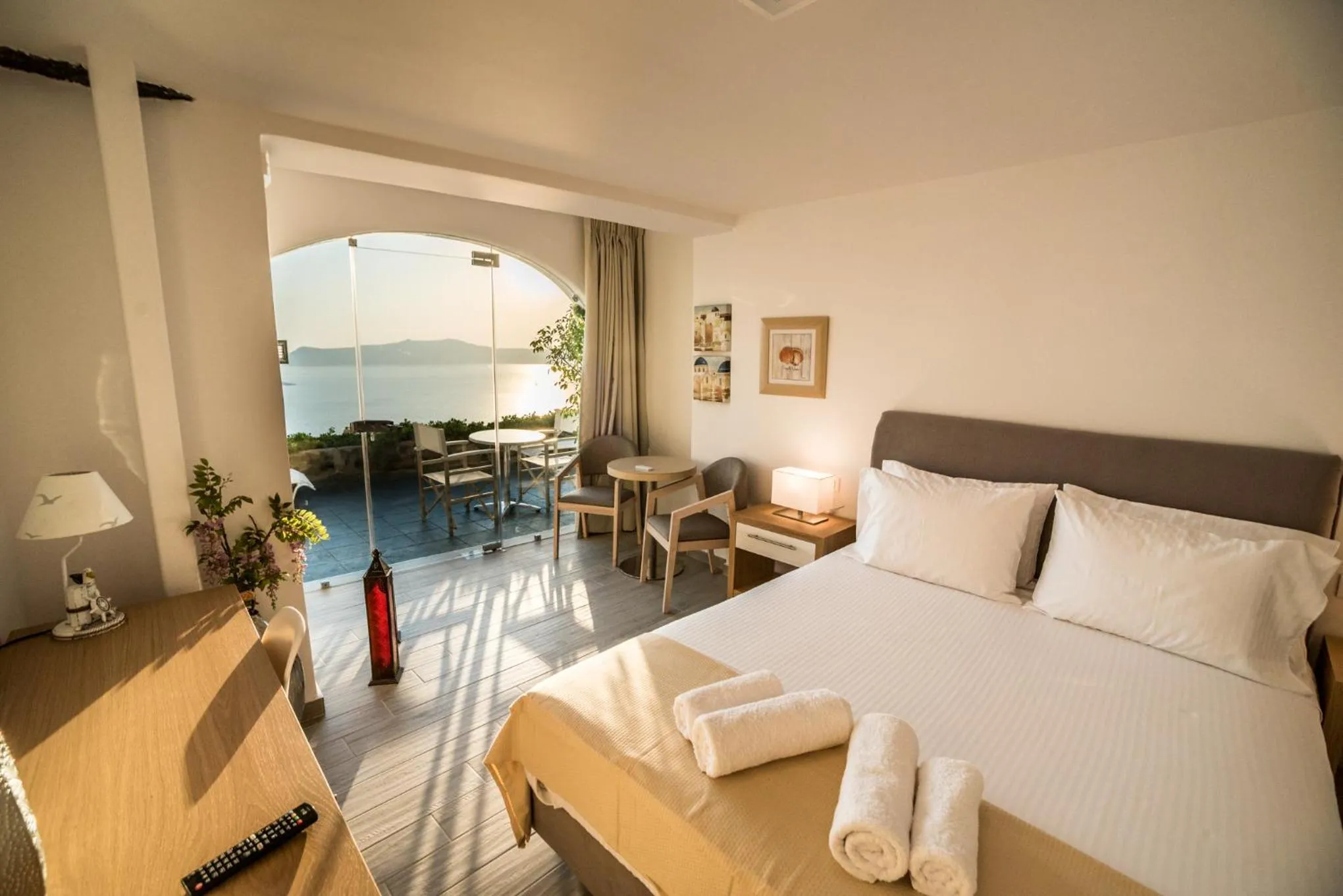 Bedroom, Bed in Kratiras View Luxury Suites