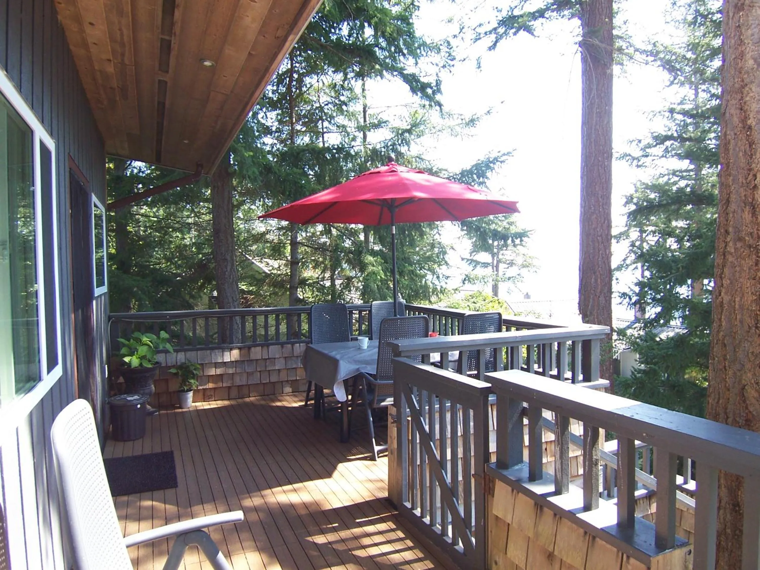 Balcony/Terrace in Malaspina Strait Cottage
