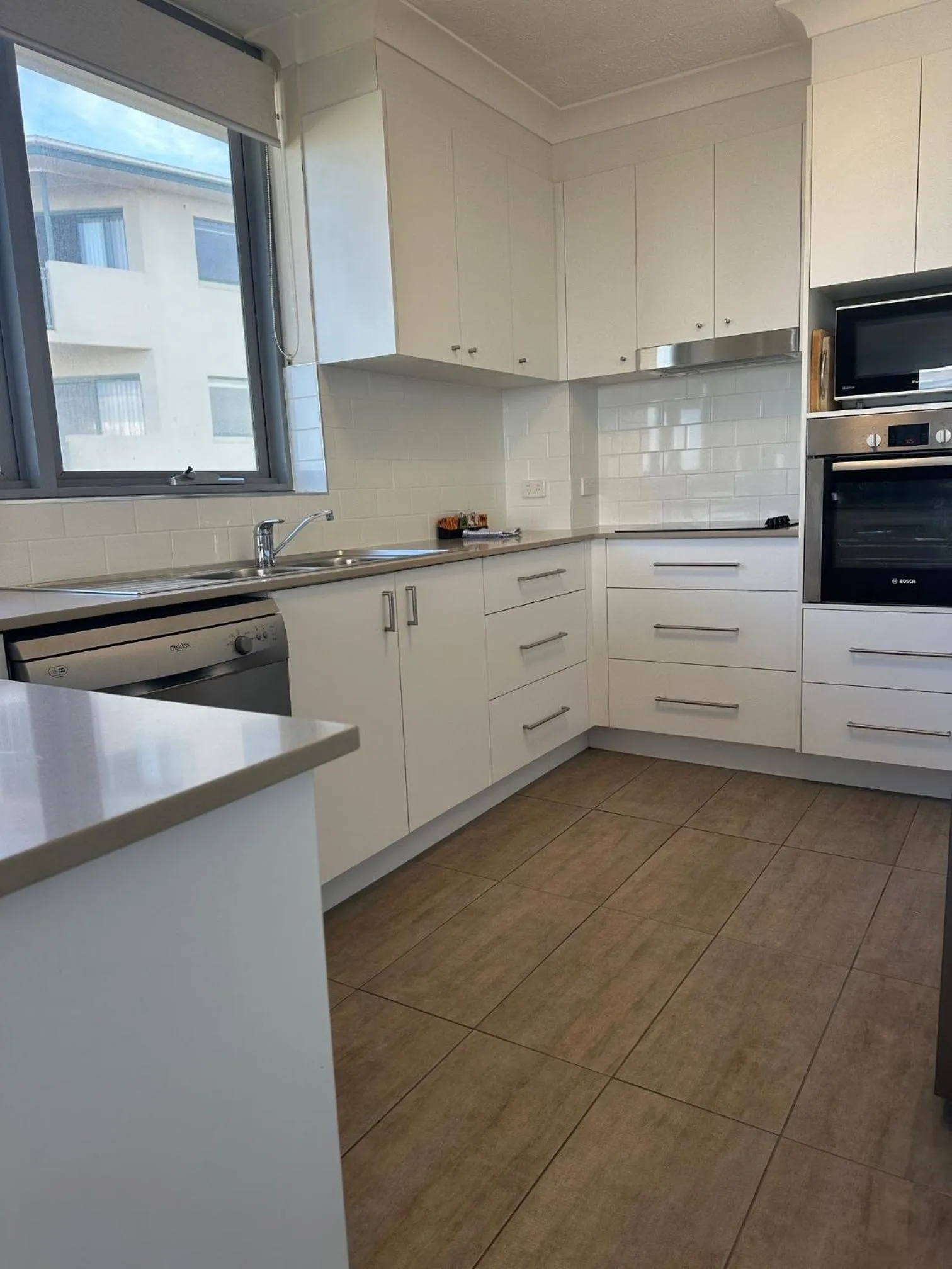 Kitchen or kitchenette in Majorca Isle Beachside Resort