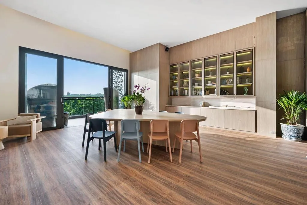 Lobby or reception in Hotel IKON Phuket - SHA Extra Plus