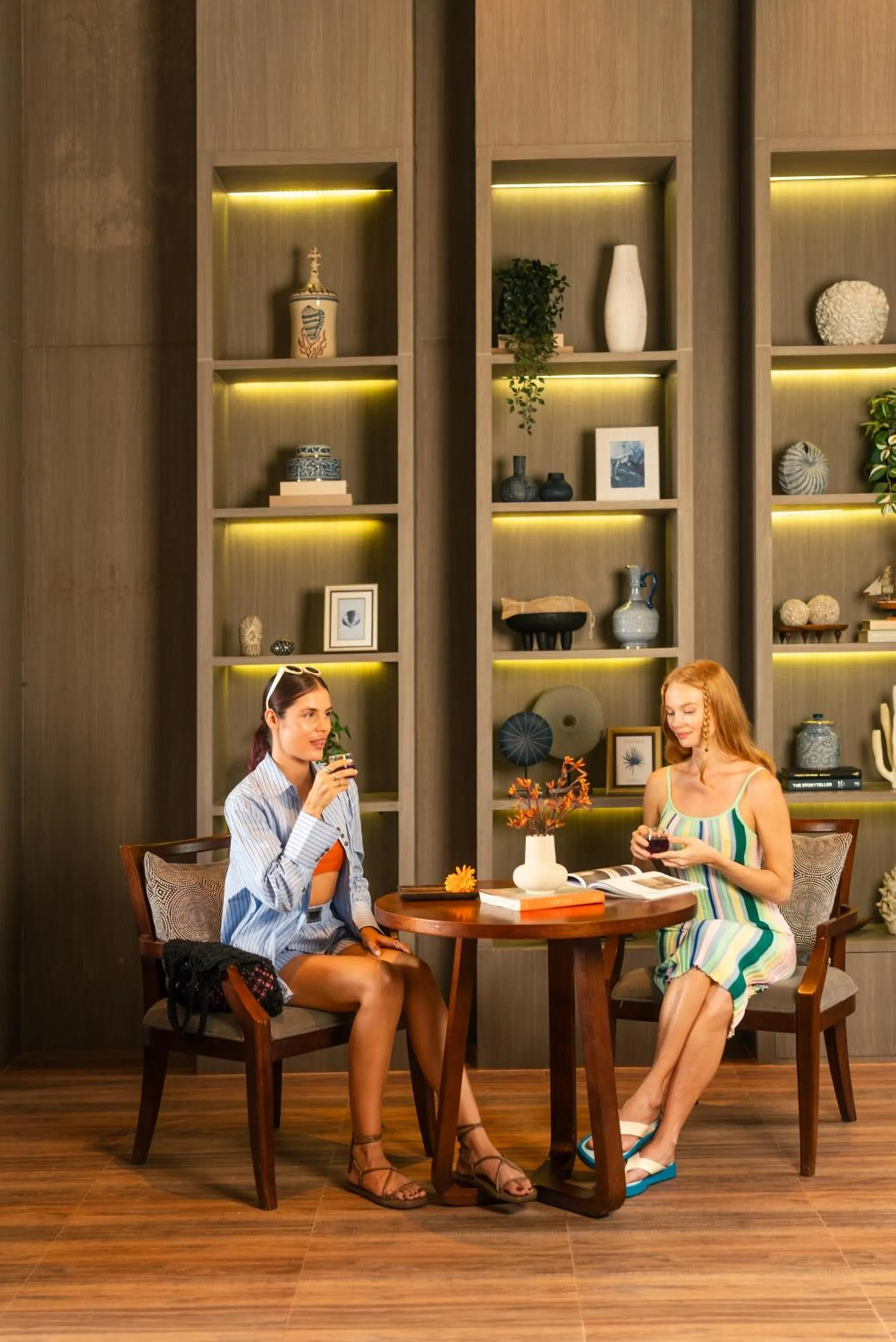 Seating area in Hotel IKON Phuket - SHA Extra Plus