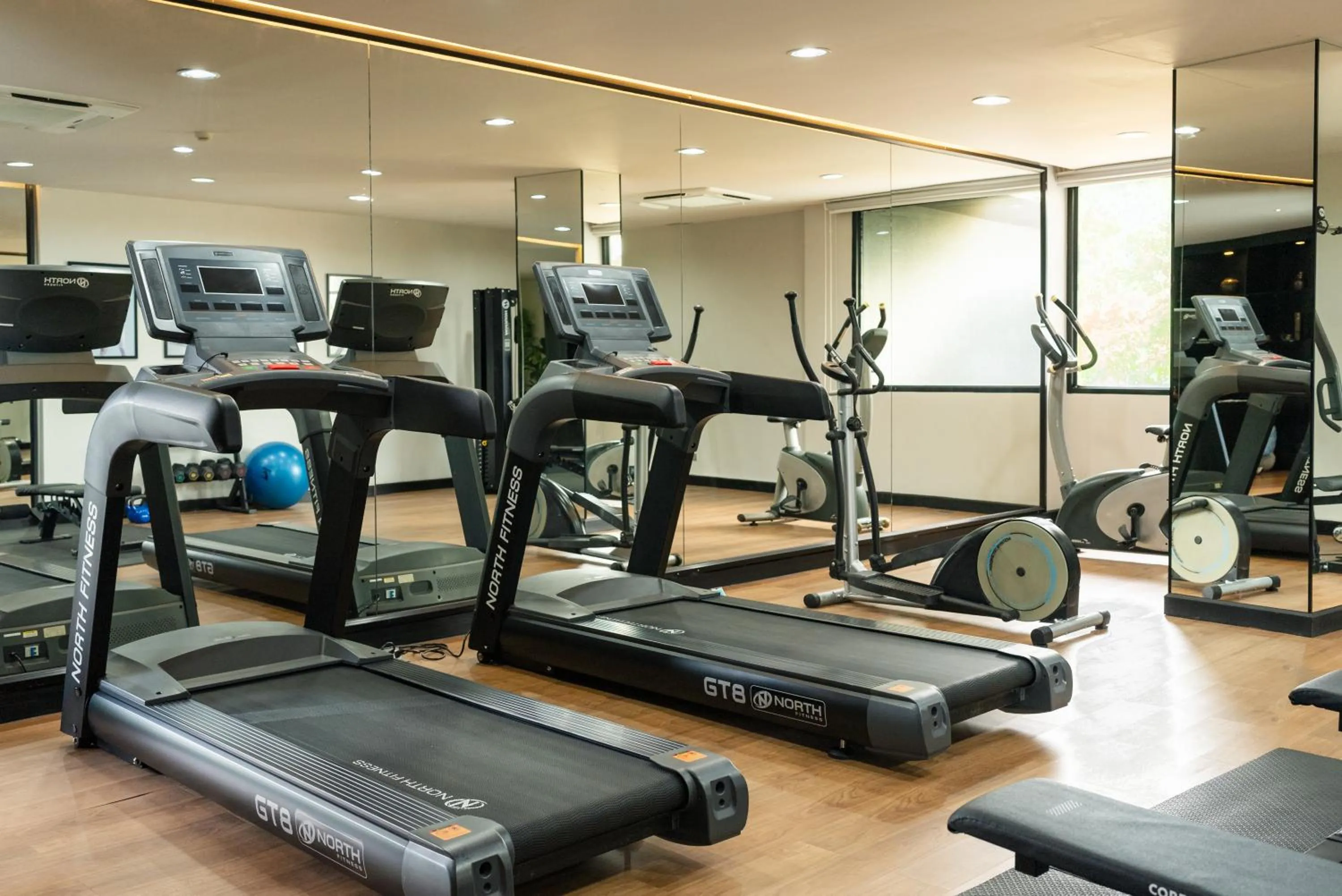 Fitness centre/facilities in Hotel IKON Phuket - SHA Extra Plus