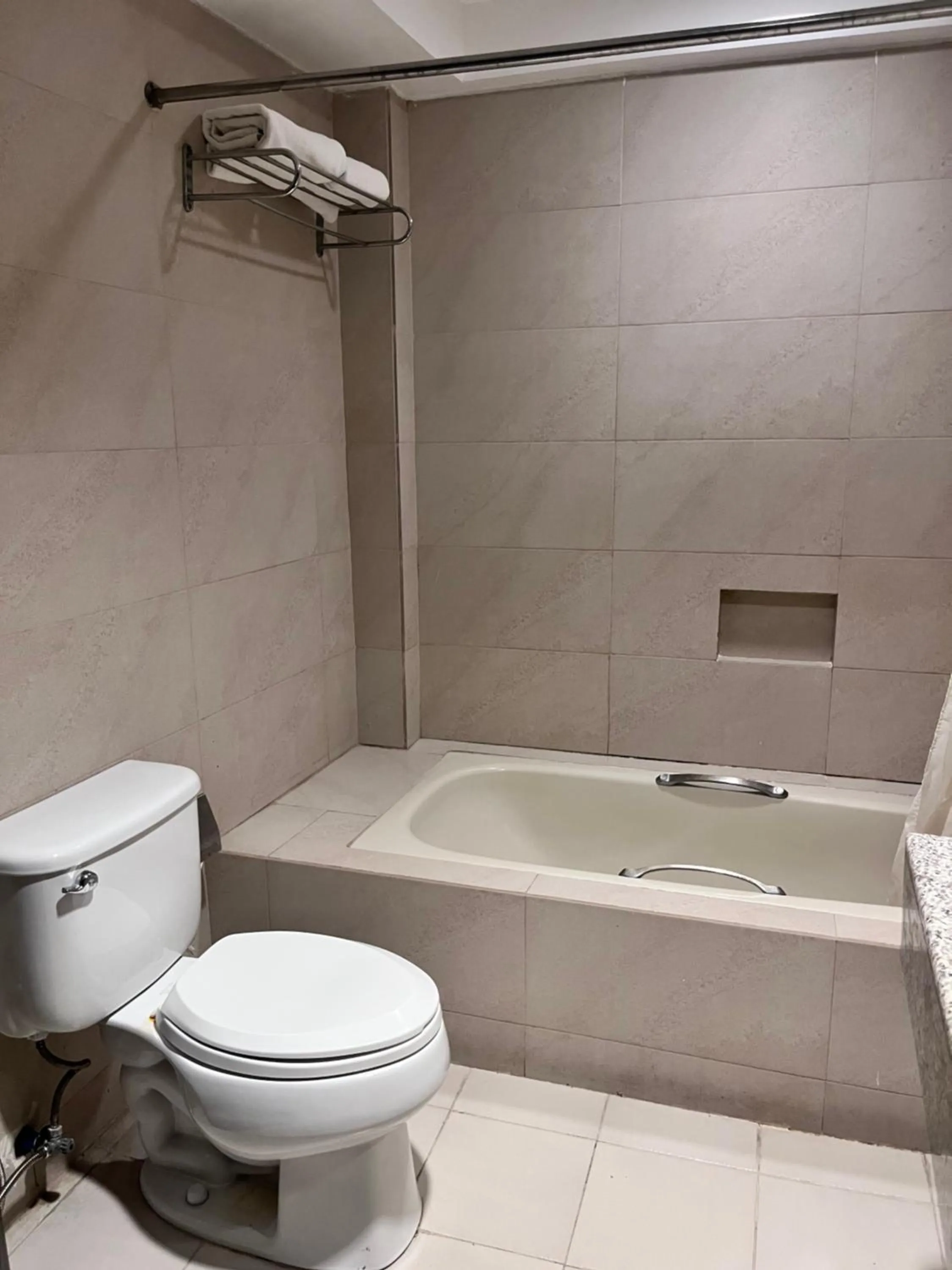 Bathroom in Cebu Grand Hotel