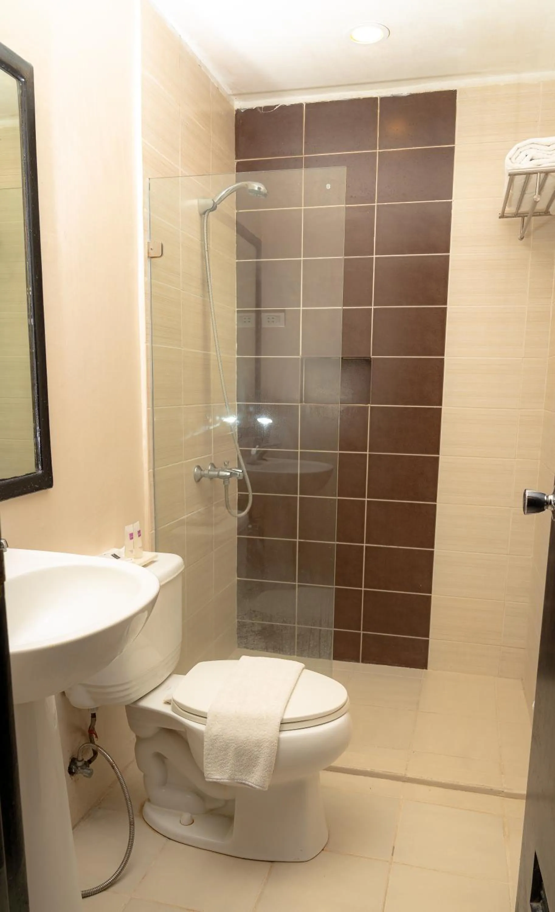 Bathroom in Cebu Grand Hotel