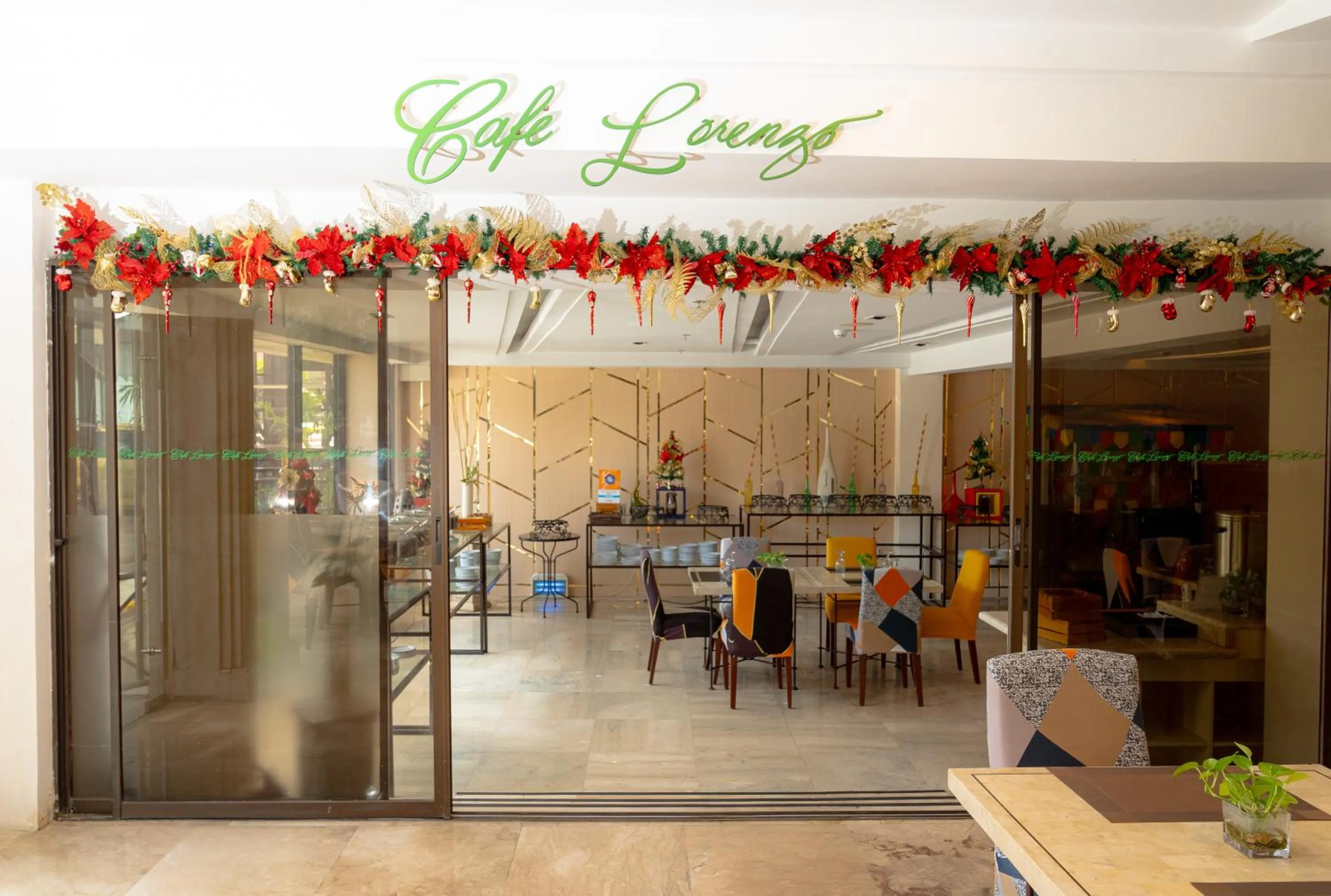 Restaurant/places to eat in Cebu Grand Hotel