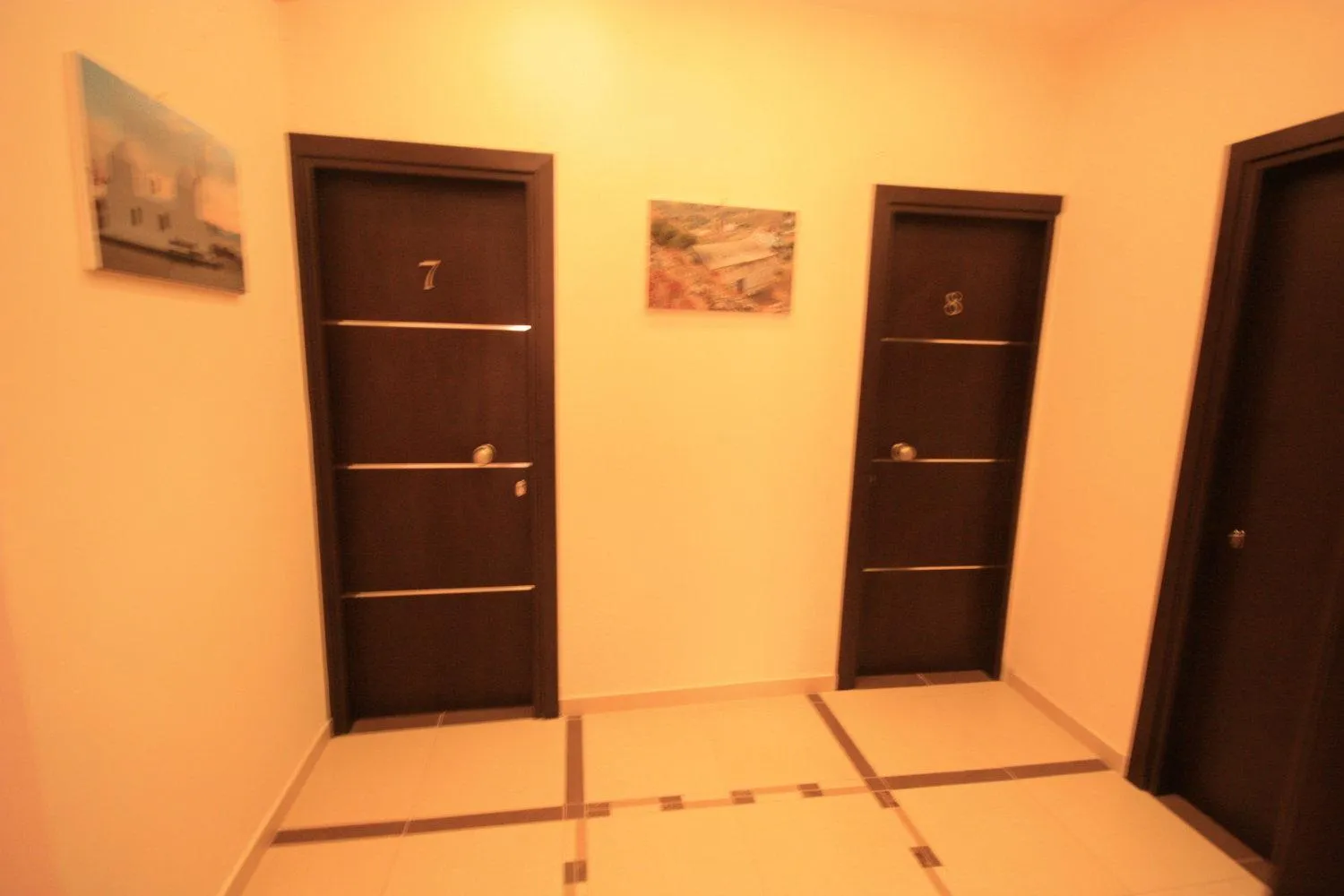 Property building in Plaza