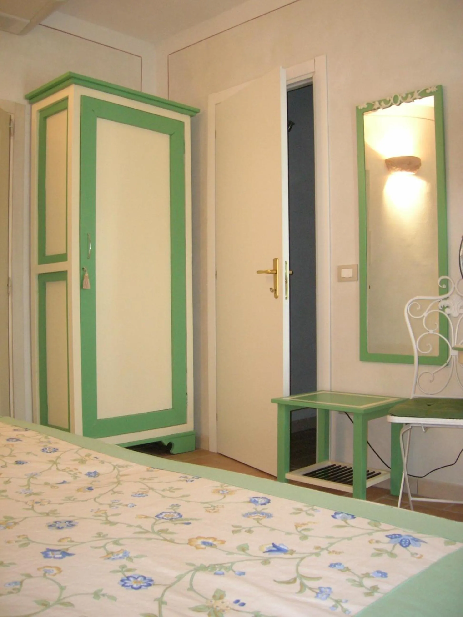 Photo of the whole room, Bed in B&B Il Moscondoro