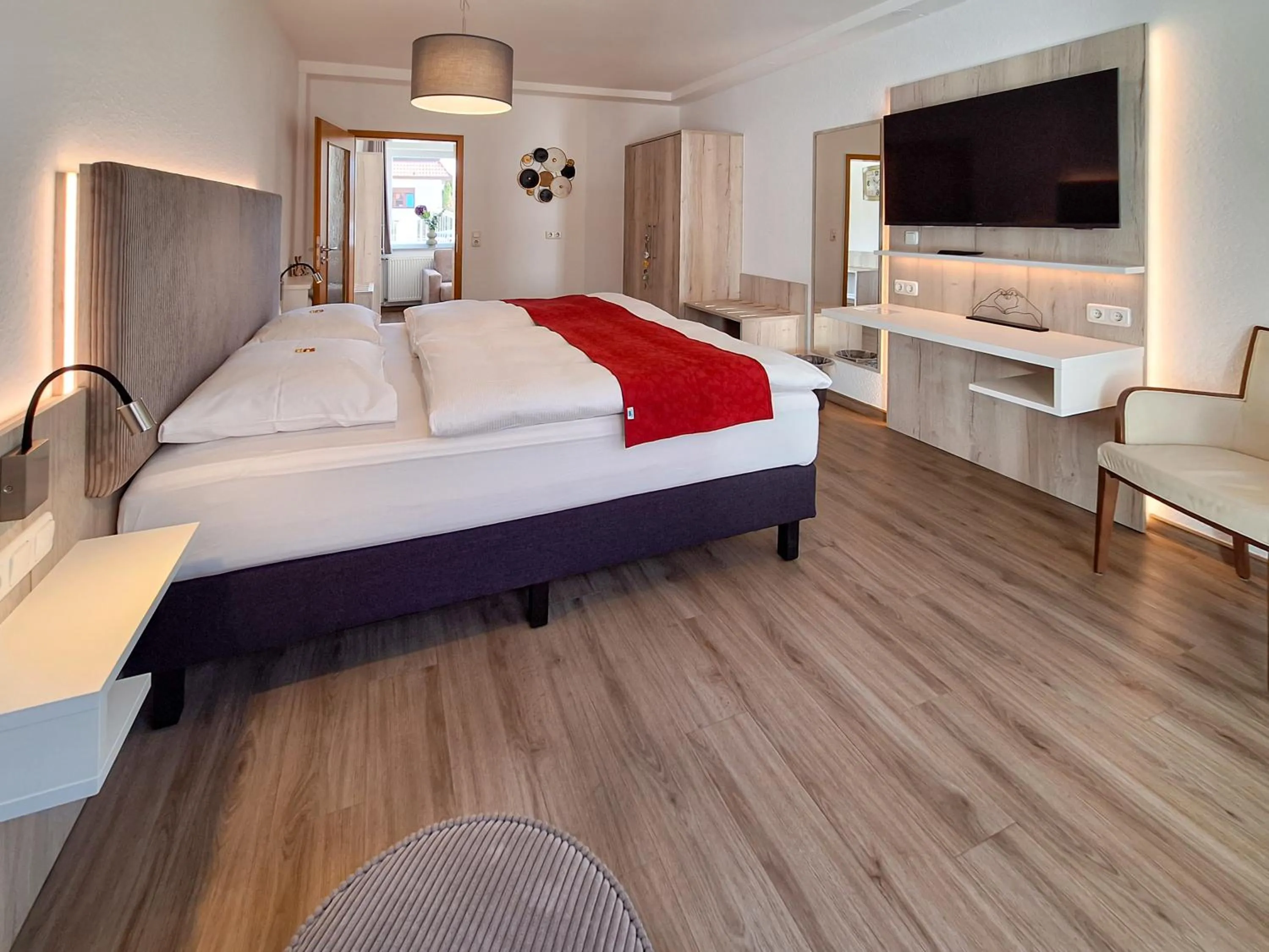 Bed in Hotel Zur Post