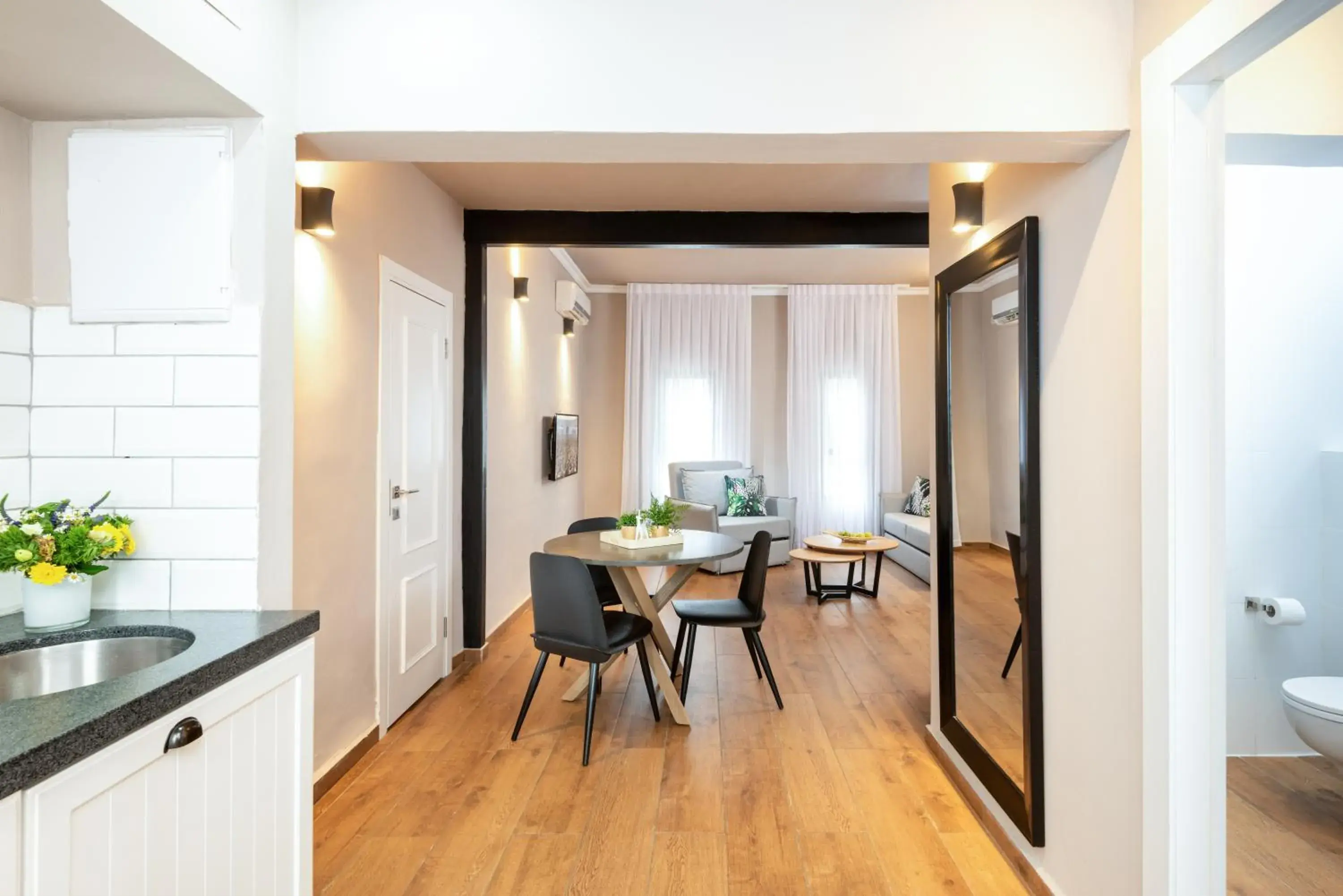 Family Apartment with Garden Access (2 Adults + 2 Children) in Erettz Dafna Travel Hotel Family Apartment with Garden Access (2 Adults + 2 Children) in Erettz Dafna Travel Hotel