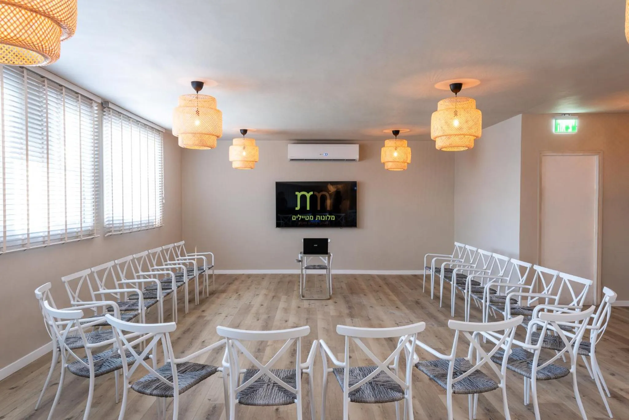 Banquet/Function facilities in Erettz Dafna Travel Hotel