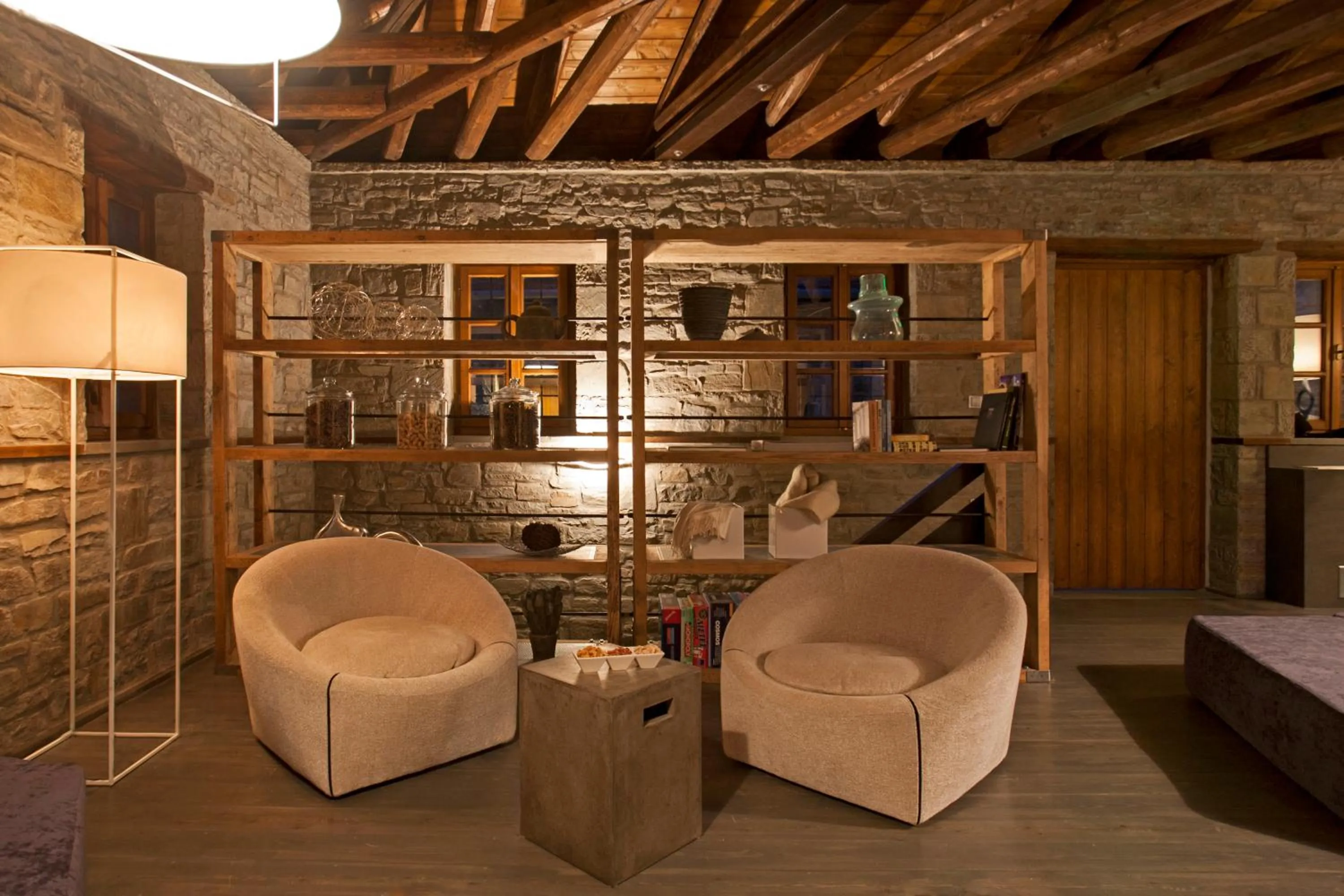 Lounge or bar in Kipi Suites