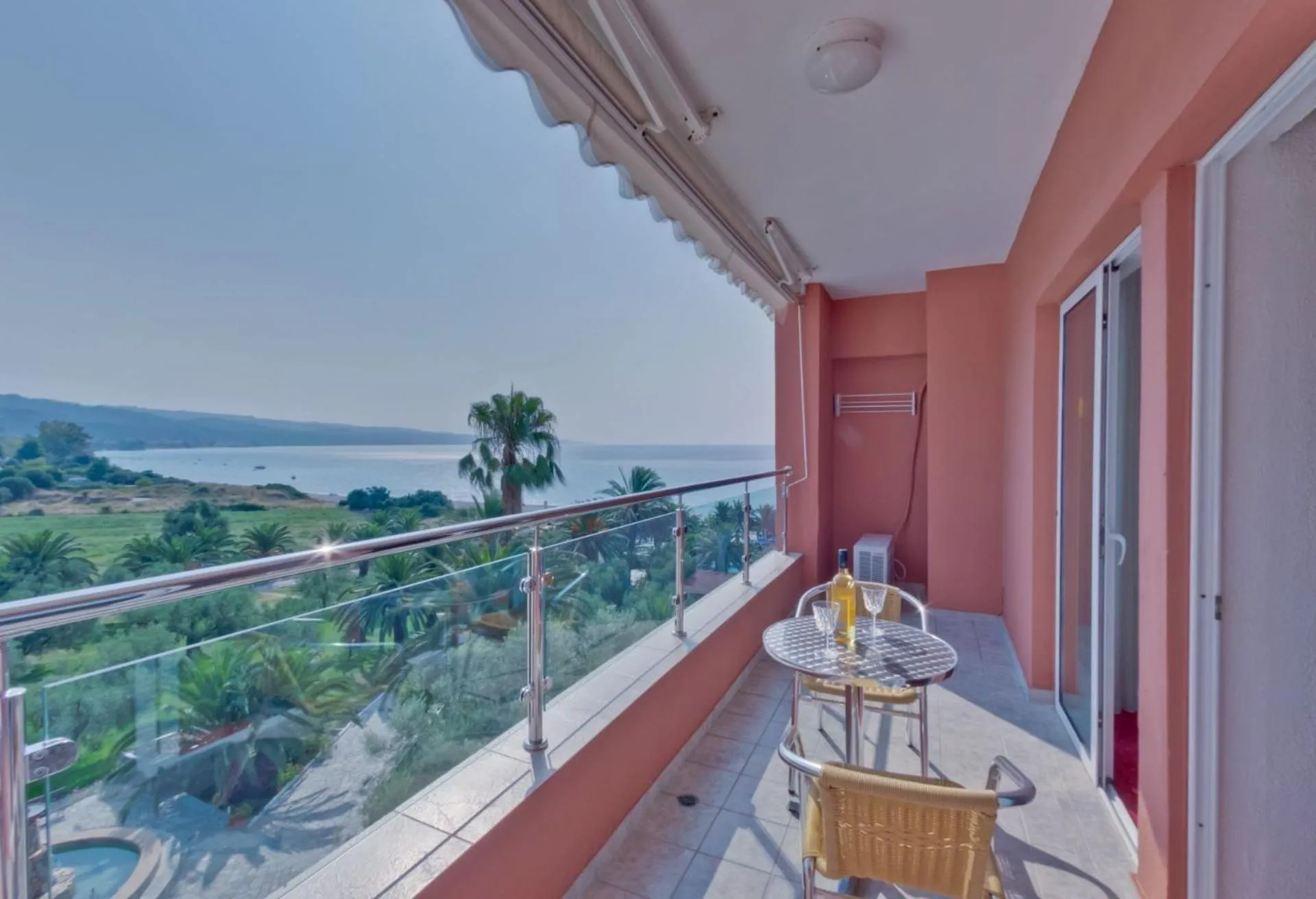 Balcony/Terrace in Mendi Hotel