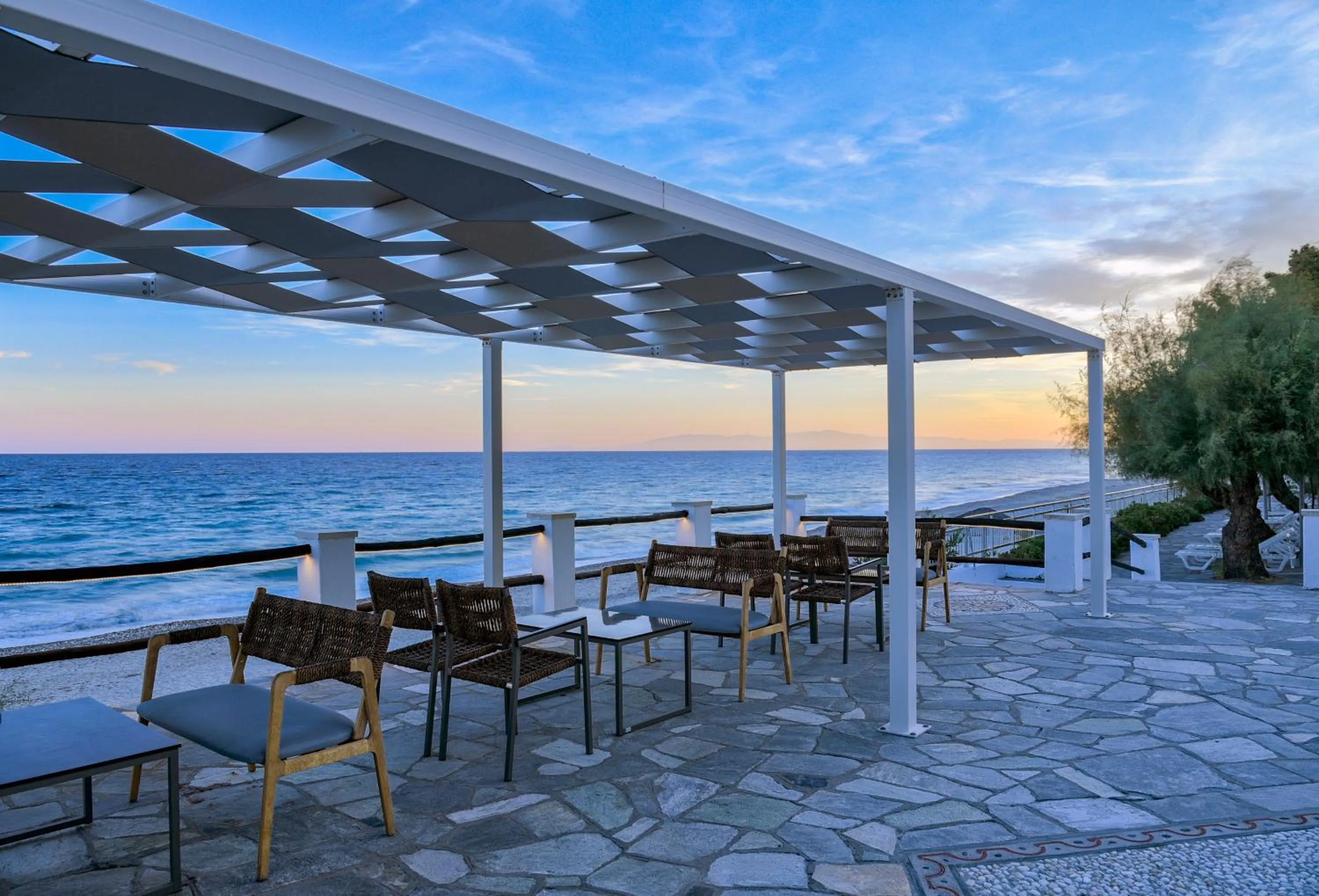 Patio in Mendi Hotel