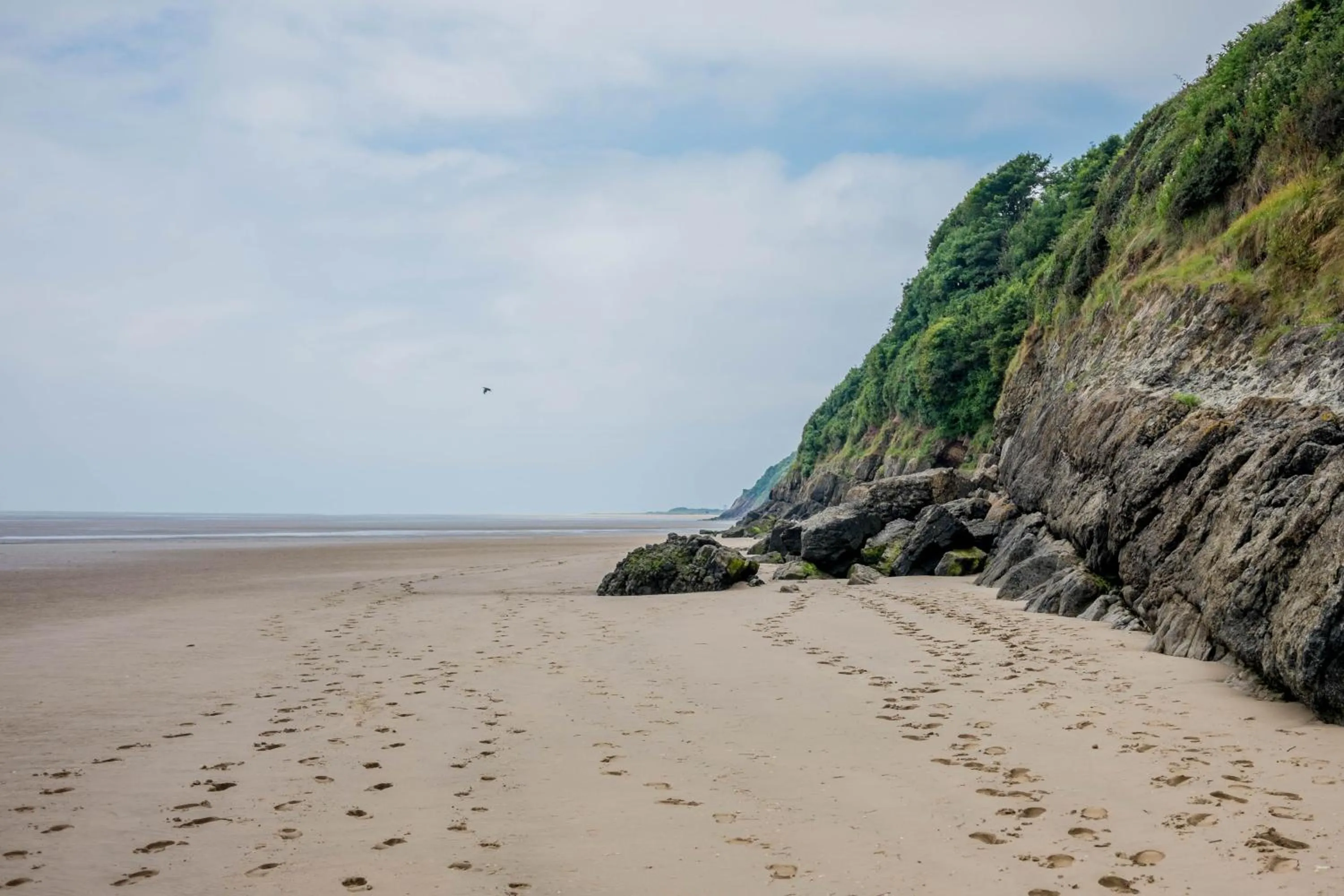 Beach in Pantyrathro International Hostel