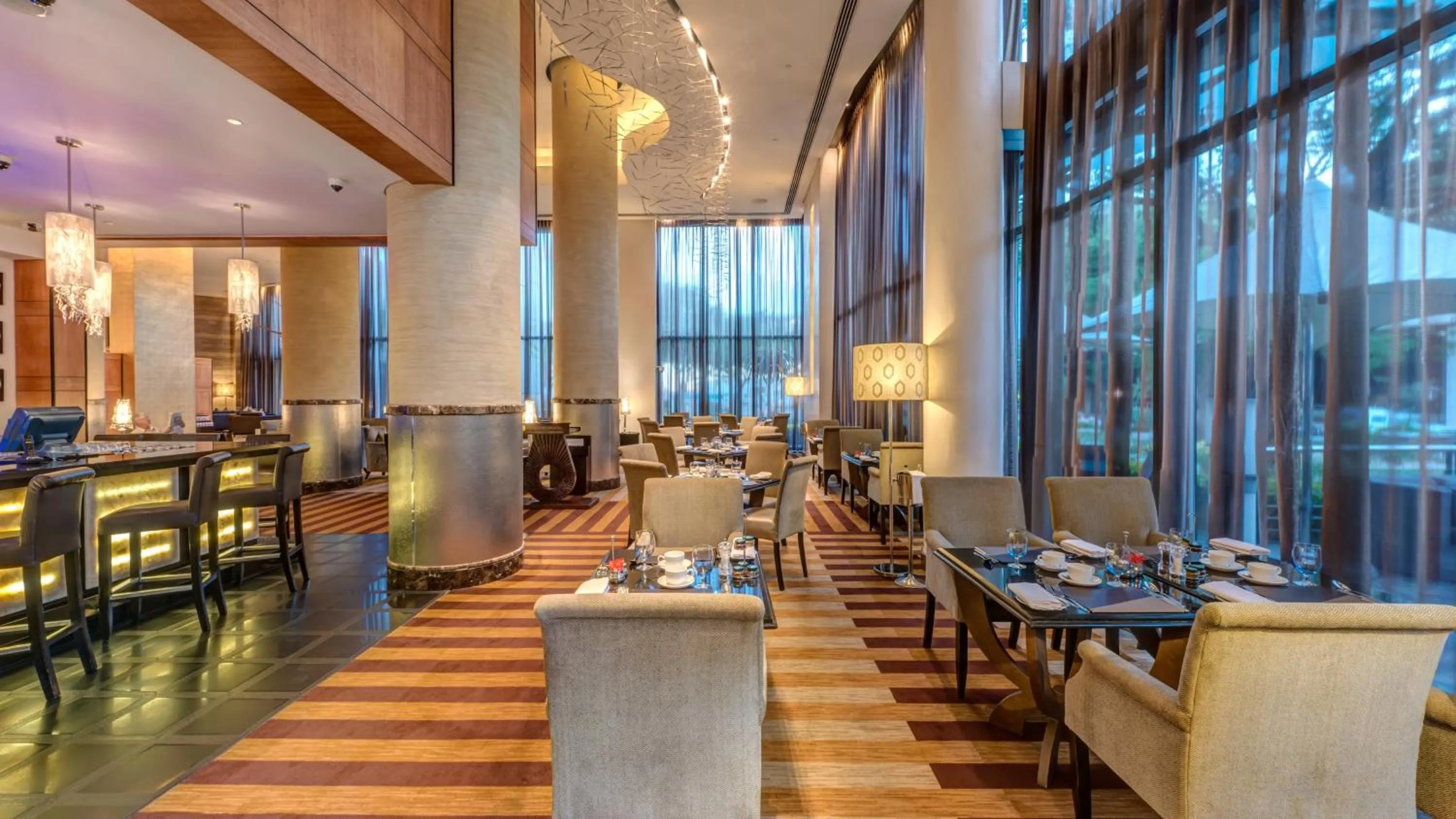 Restaurant/places to eat in InterContinental Johannesburg OR Tambo Airport Hotel by IHG