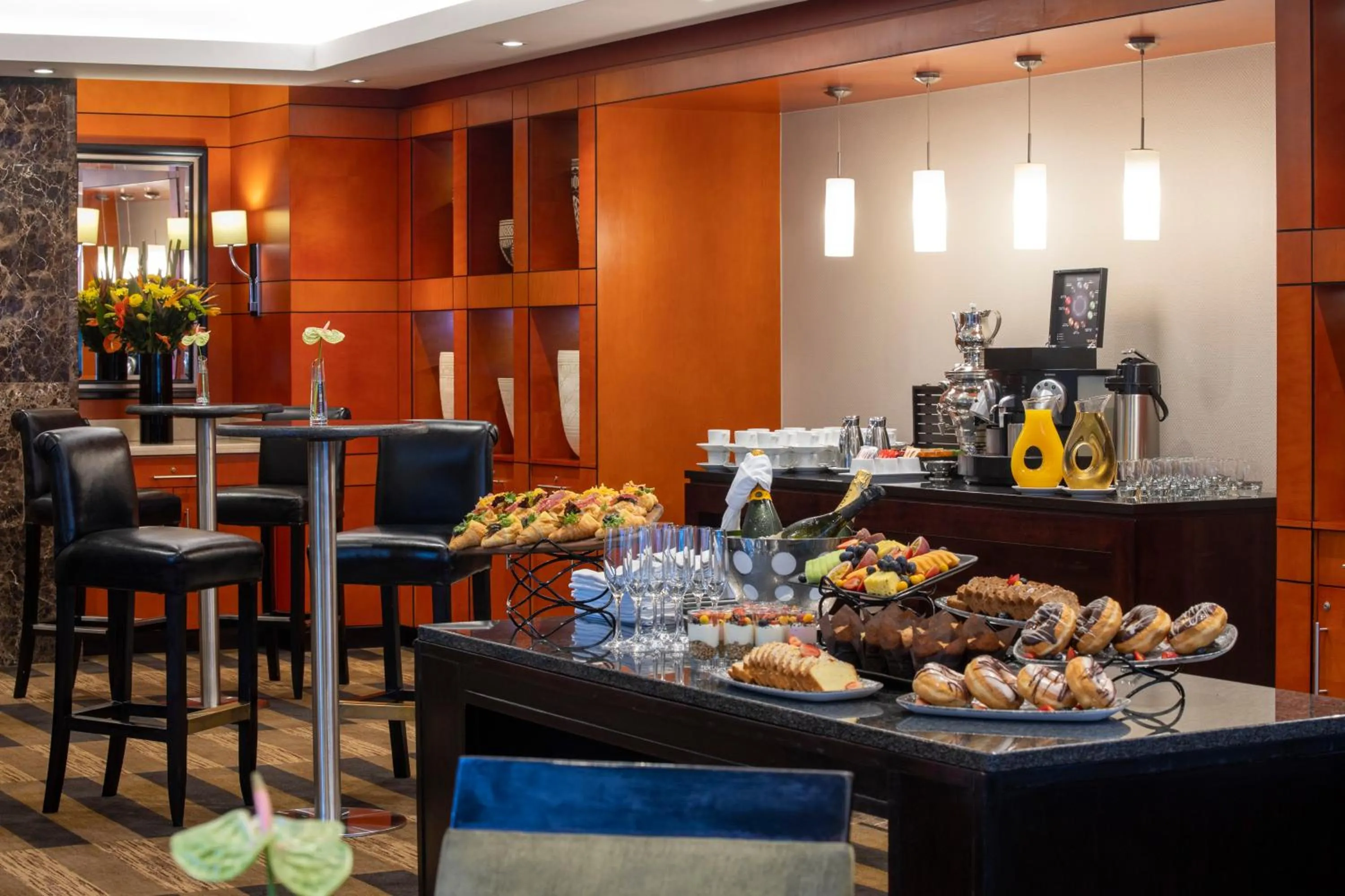 Meeting/conference room in InterContinental Johannesburg OR Tambo Airport Hotel by IHG