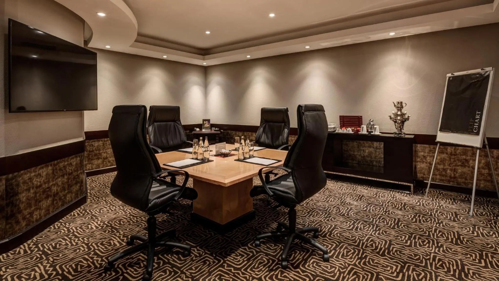Meeting/conference room in InterContinental Johannesburg OR Tambo Airport Hotel by IHG