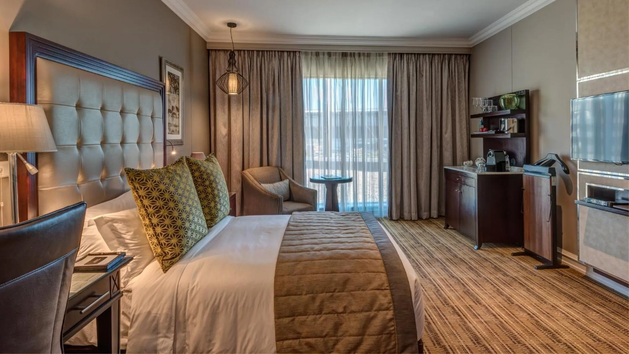 Photo of the whole room, Bed in InterContinental Johannesburg OR Tambo Airport Hotel by IHG