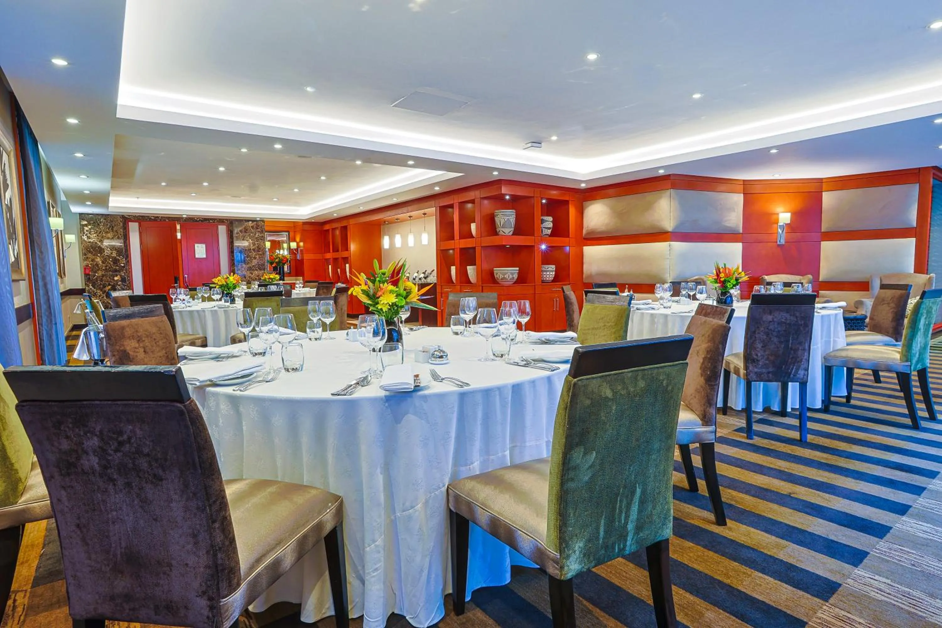 Meeting/conference room in InterContinental Johannesburg OR Tambo Airport Hotel by IHG
