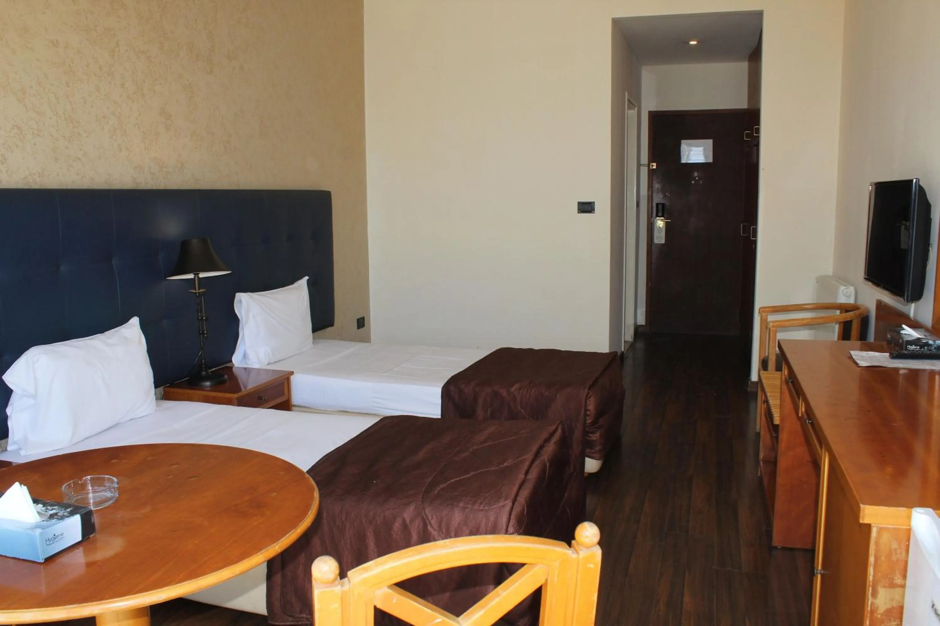 Bed in Charles Hotel