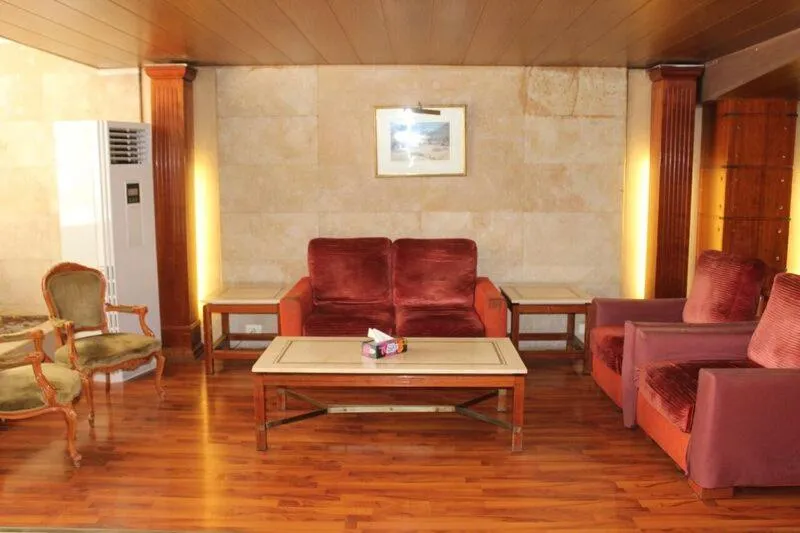 Lobby or reception in Charles Hotel